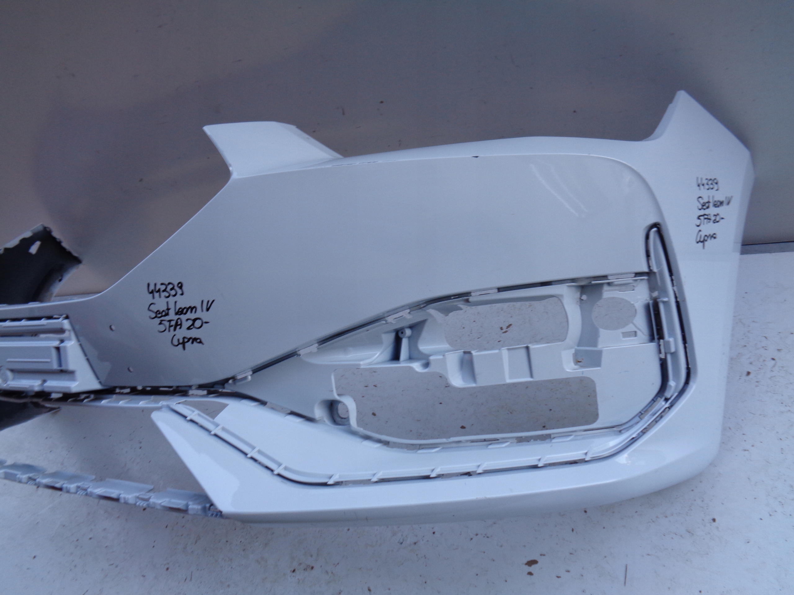 front bumper SEAT LEON IV 4 5FA 20- CUPRA NR 44338