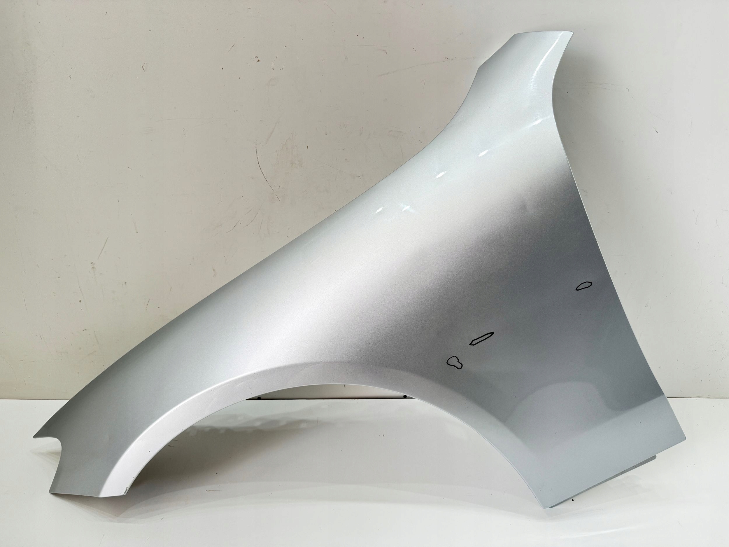 MERCEDES E KLASA COUPE A238 W238 BŁOTNIK LEWY PRZÓD PRZEDNI