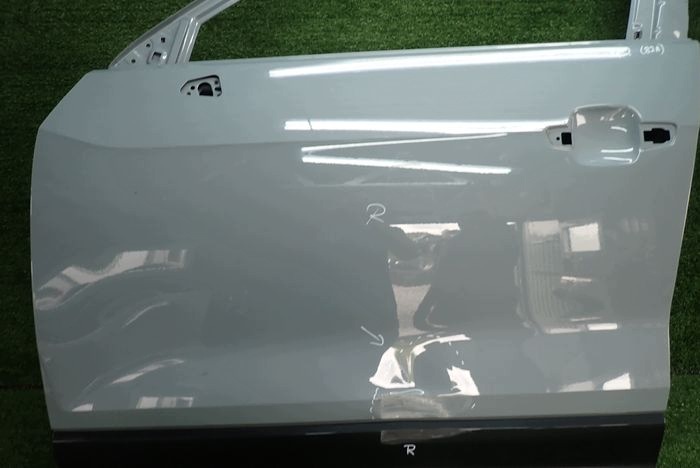 AUDI Q2 dveře levé přední předek