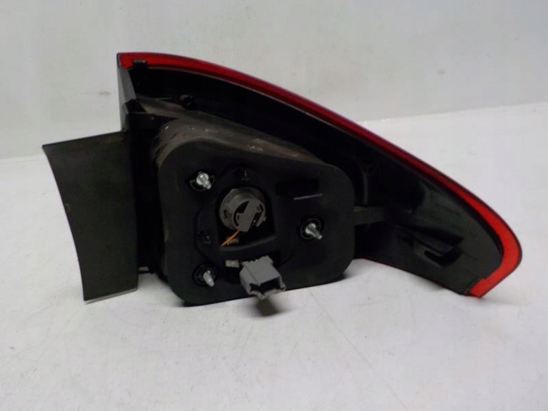 FORD MONDEO IV MK4 HB LIFT light left rear left rear part