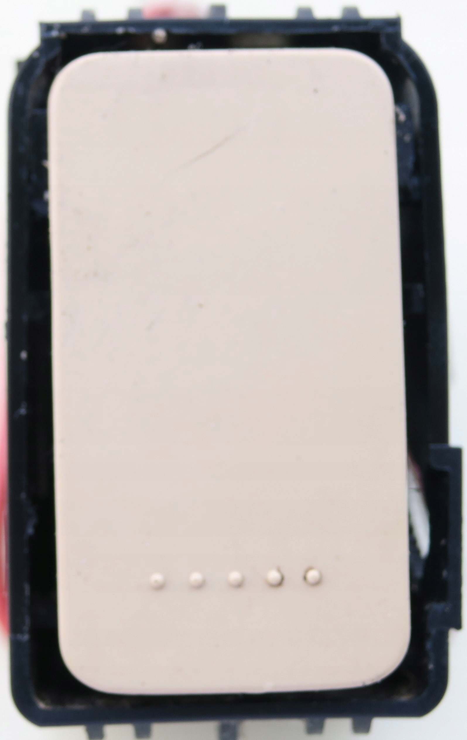 ZAPALNICZKA PODŁOKIETNIKA BEŻOWA VW PASSAT B5 FL 01-05