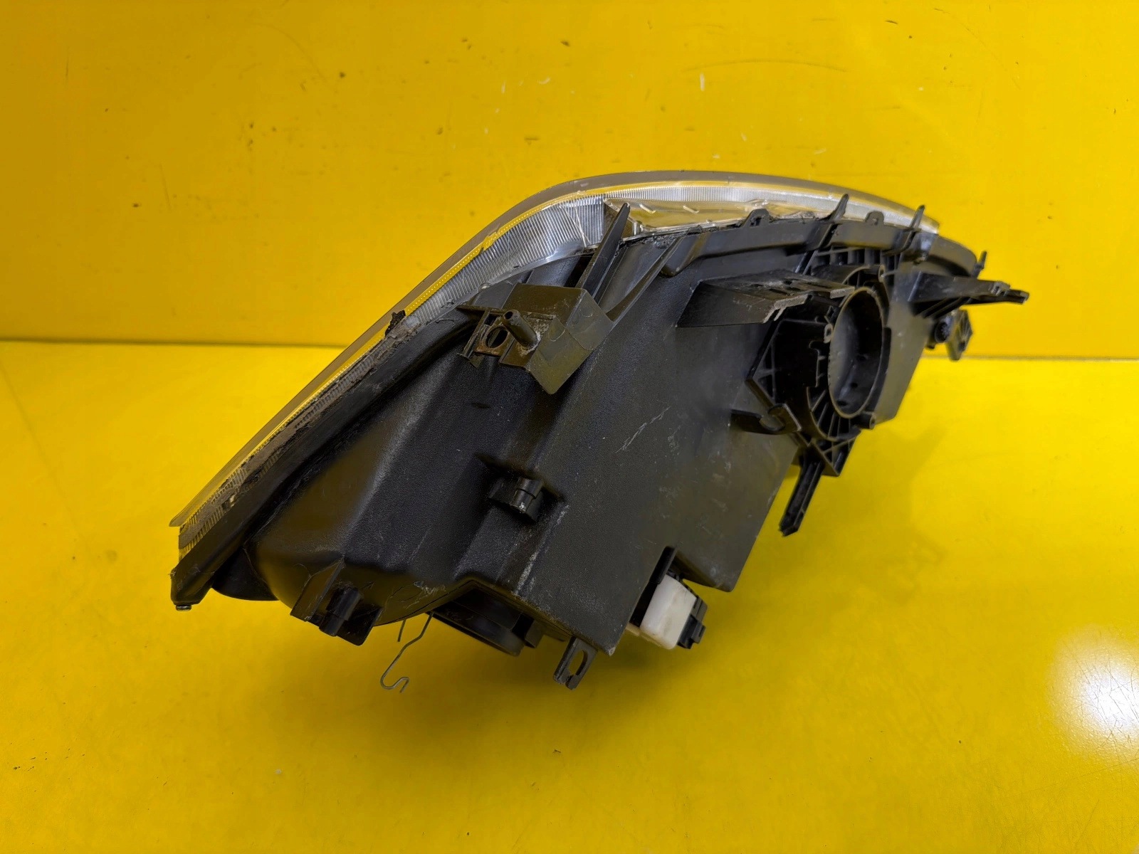 light right front Mazda CX7 CX-7 Xenon