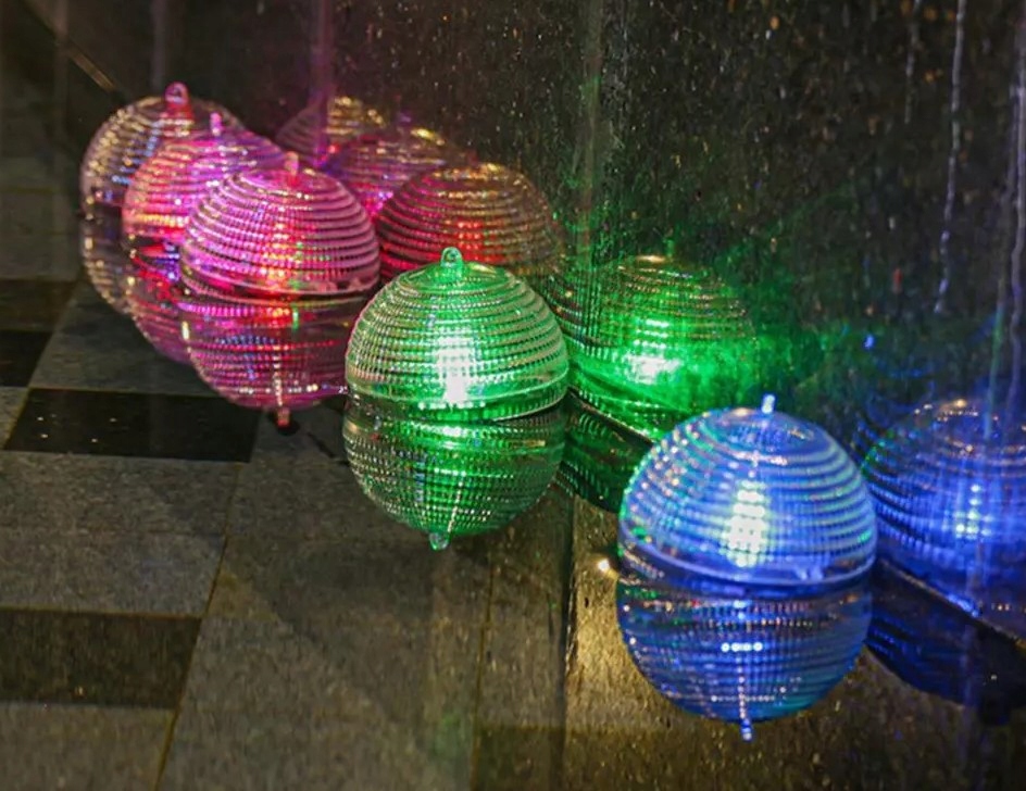 LAMPA SOLARNA PŁYWAJĄCA DO BASENU OCZKA JACUZZI OGRODU 7 KOLORÓW LED RGB Kod producenta 345