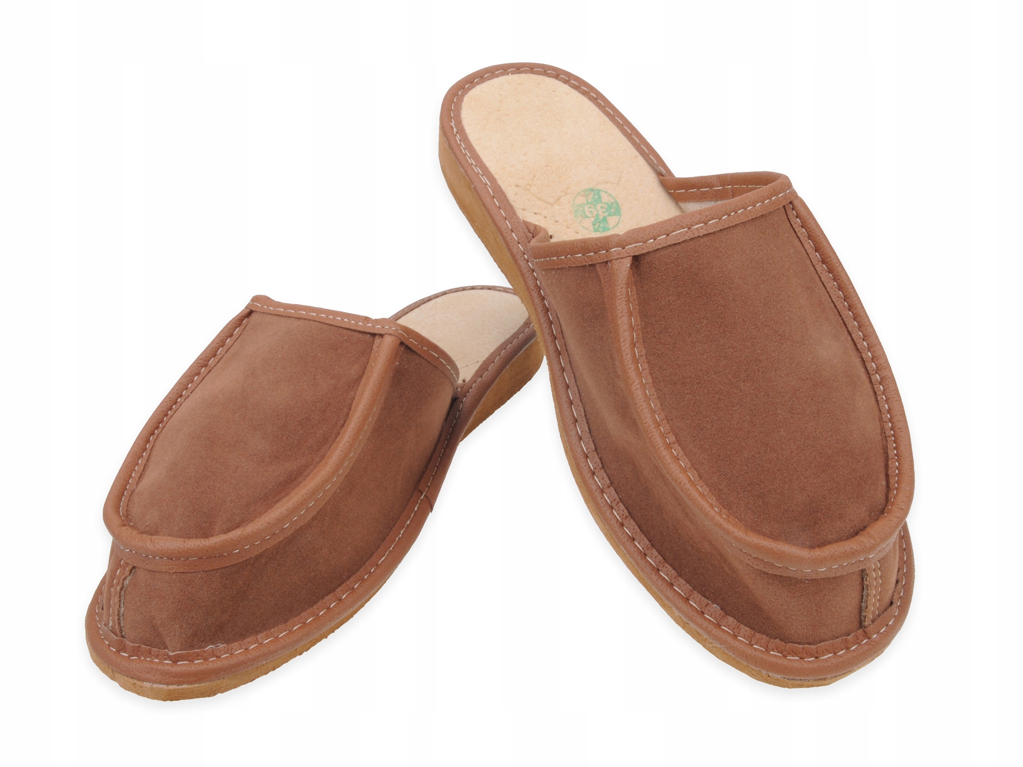 

Szerokie skórzane kapcie dla spuchniętych stóp 36