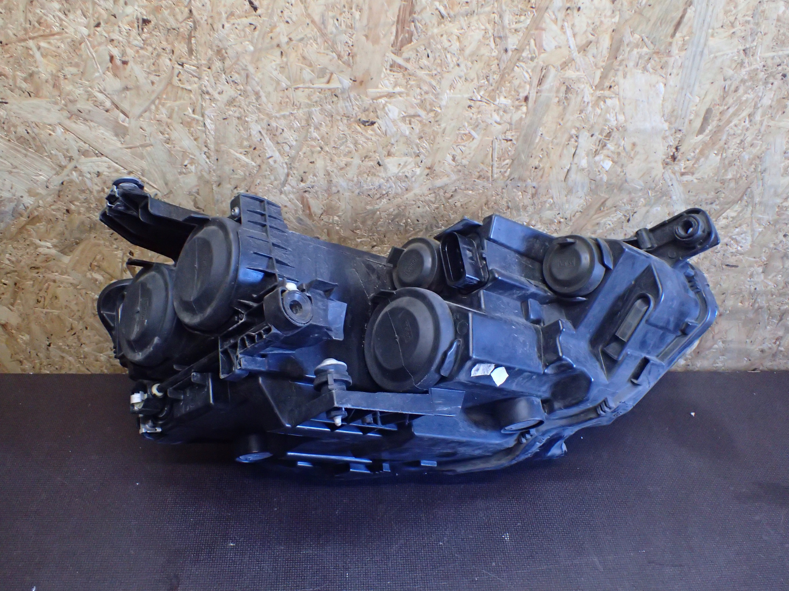 light front left VW PASSAT B8 3G1941005C