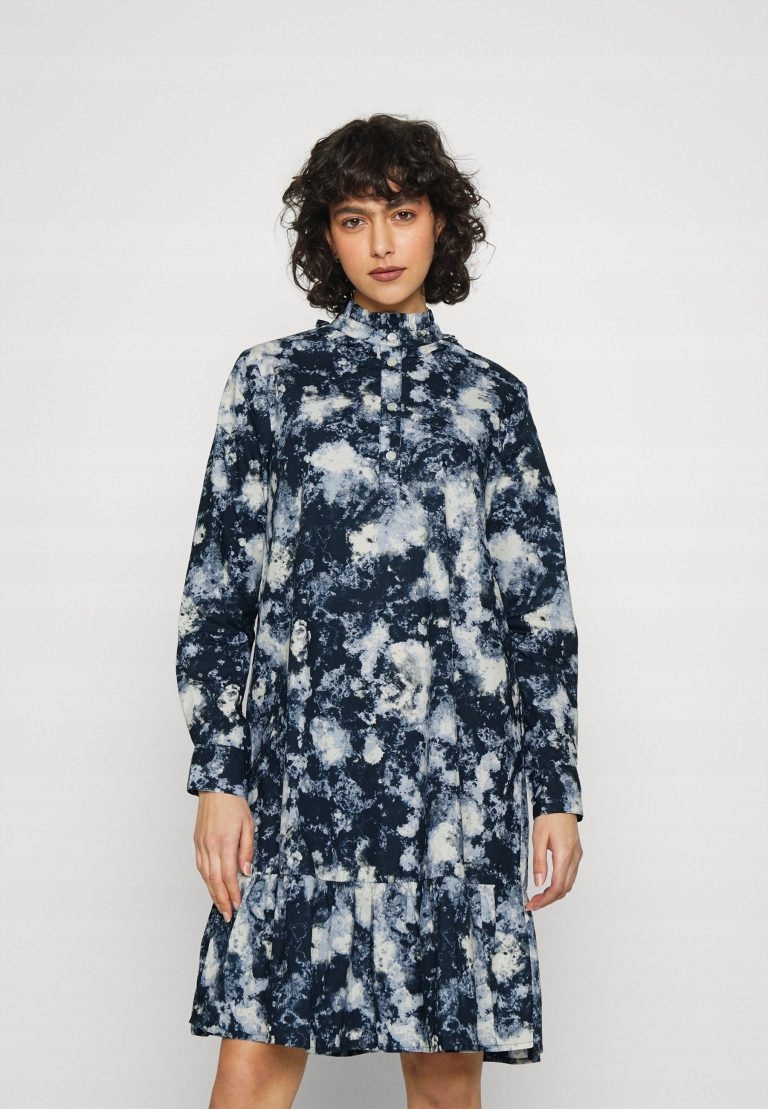 b.young Byimino Dress Šaty