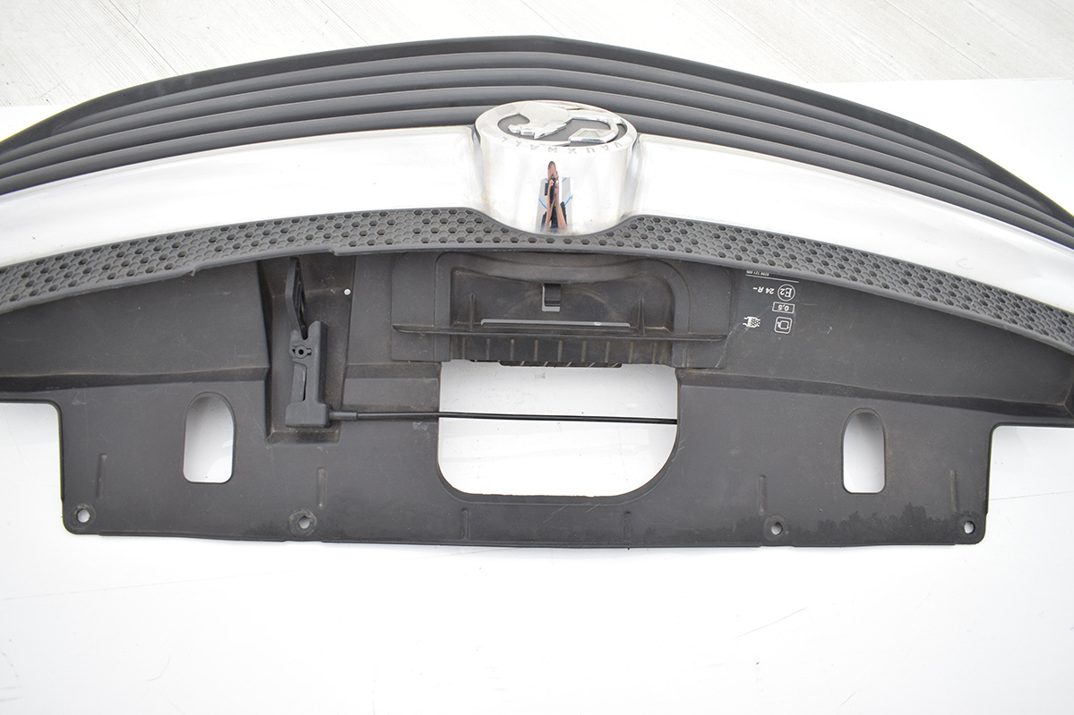 grill grille radiator OPEL VIVARO II