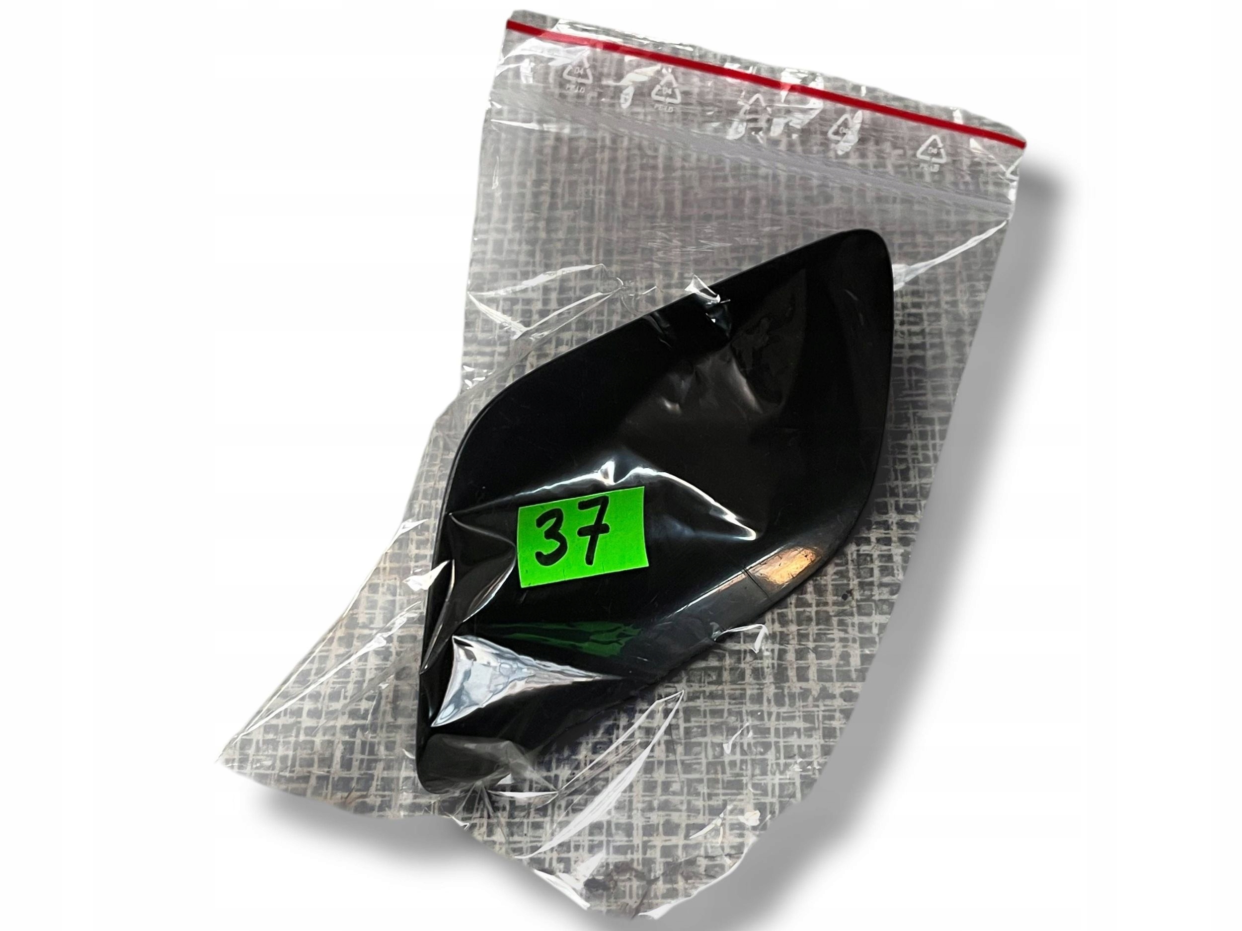 spoiler front left washer AUDI Q7 4L 4L0955275G !J