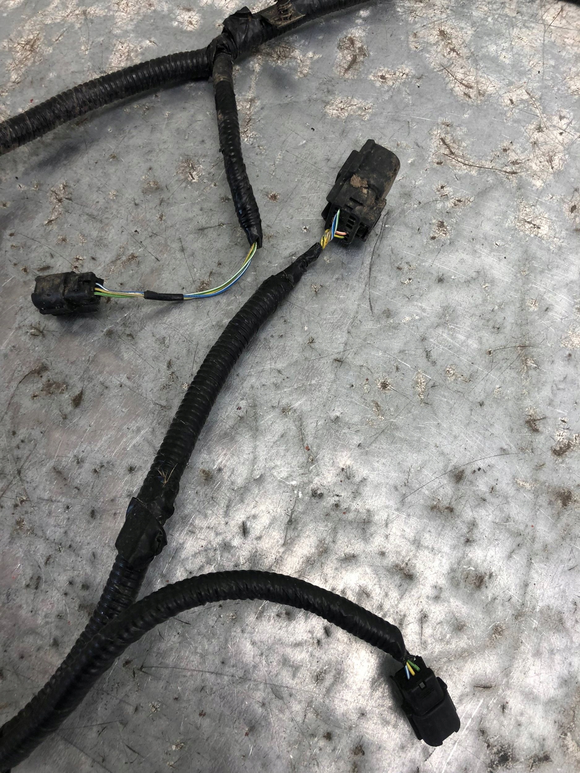 bundle PDC rear part FORD KUGA MK2 GV4T-15K868