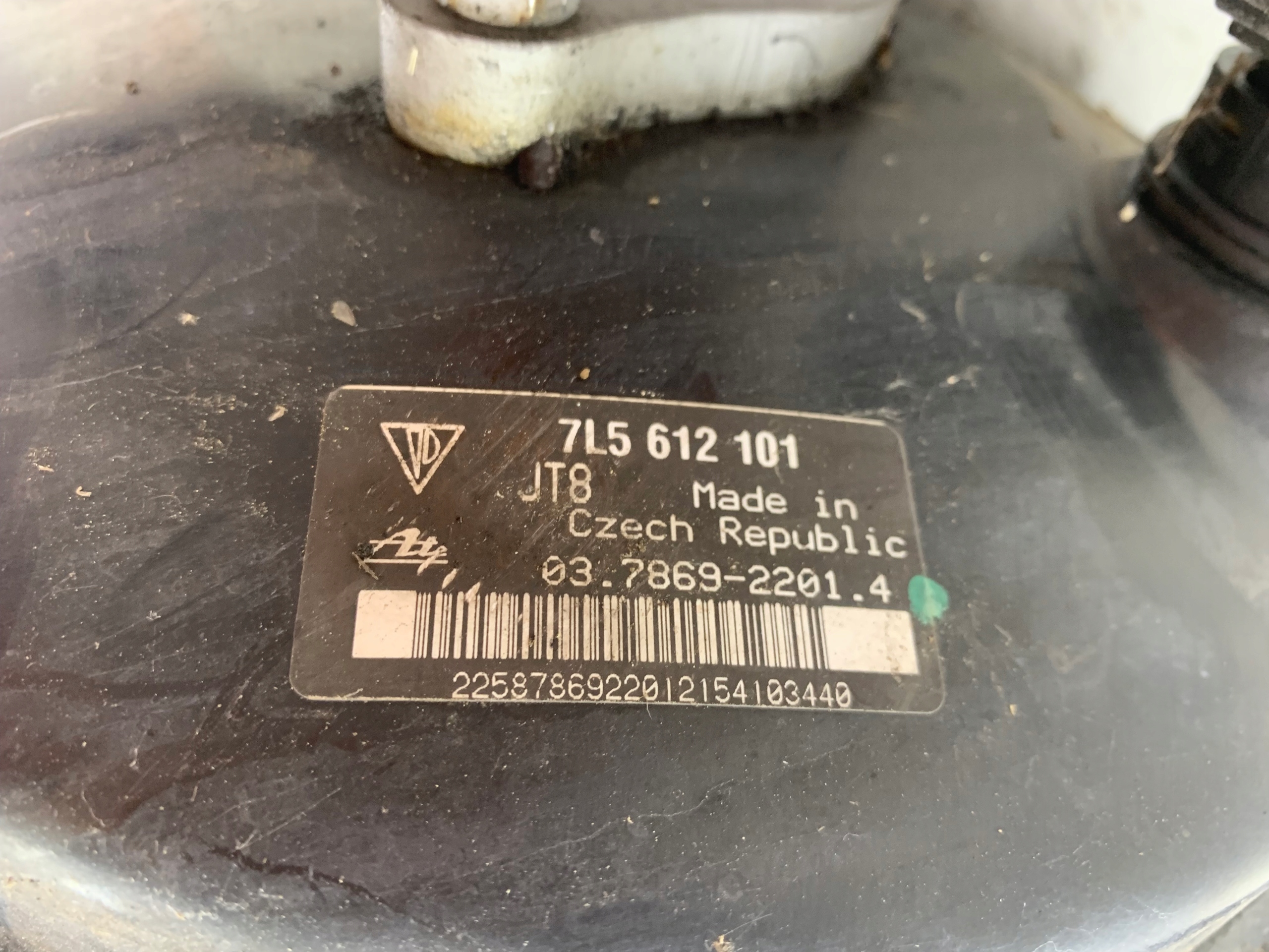 PORSCHE CAYENNE S e 4.5 V8 servo freno 7L5612101