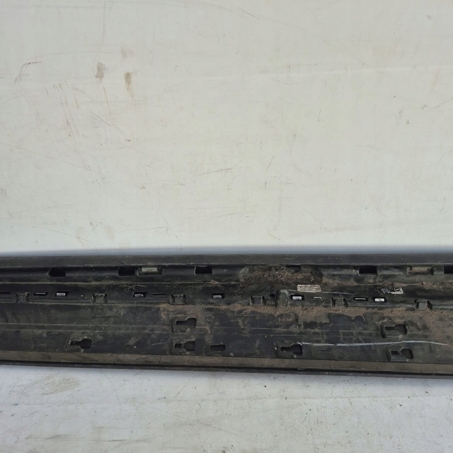 AUDI Q2 81A S-LINE moulding door left front front 81A853959