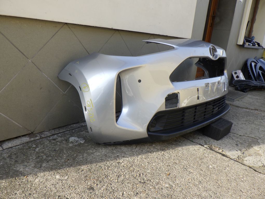 TOYOTA YARIS CROSS 20- front bumper