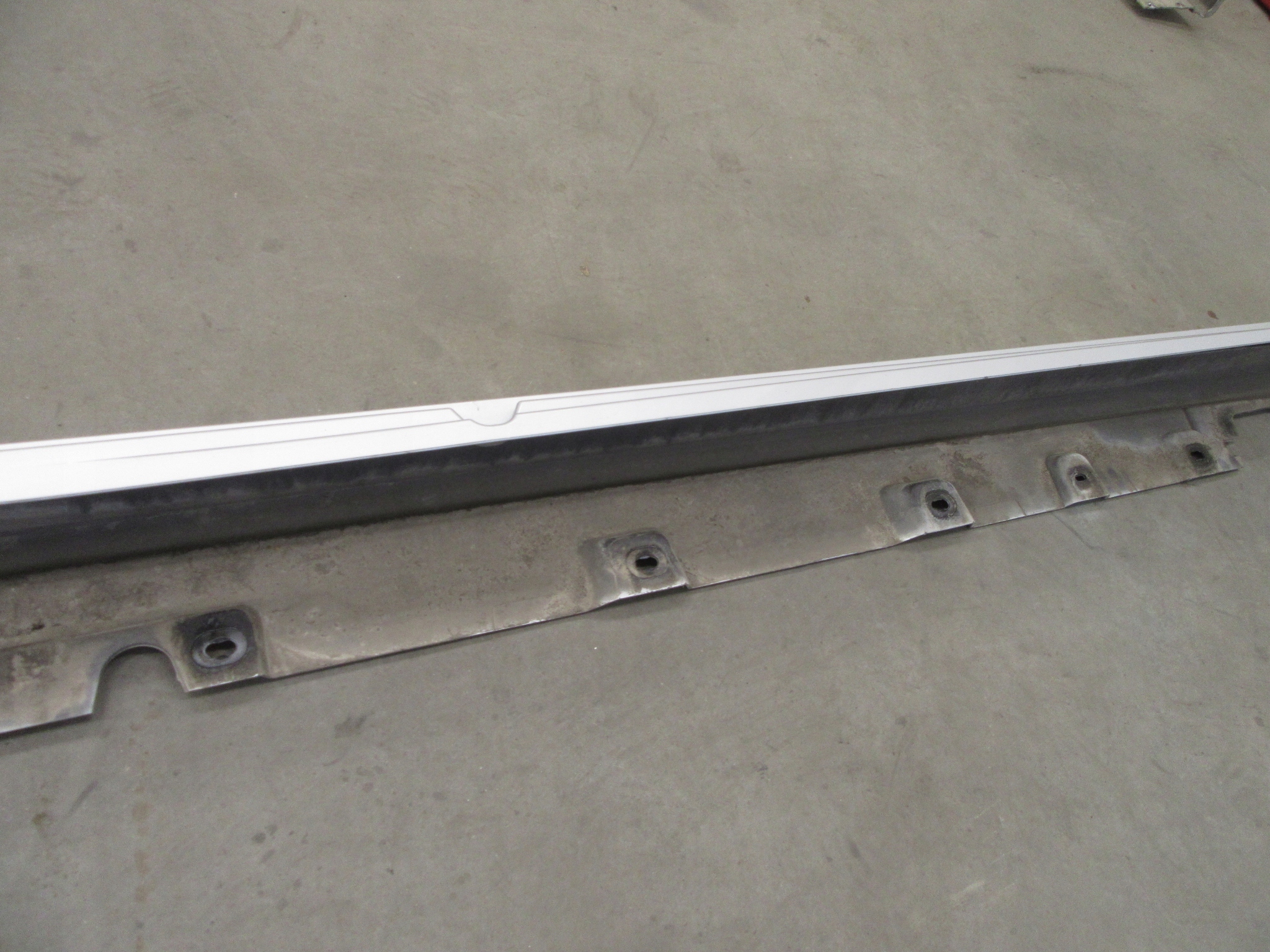 moulding cap threshold left BMW F10 F11 TITANSILBER