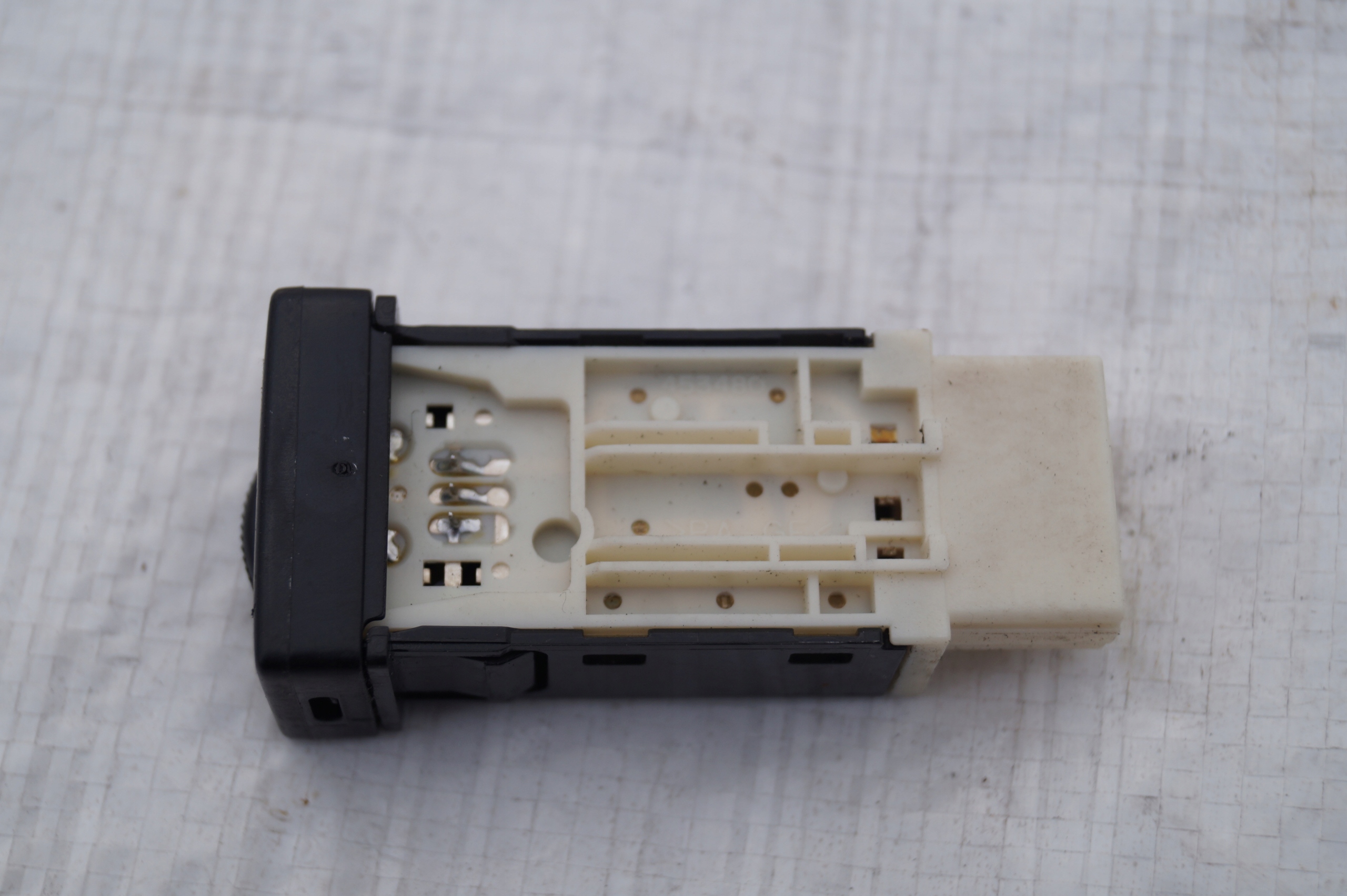 switch control lighting cabs TOYOTA HIGHLANDER II 2 2010-2013