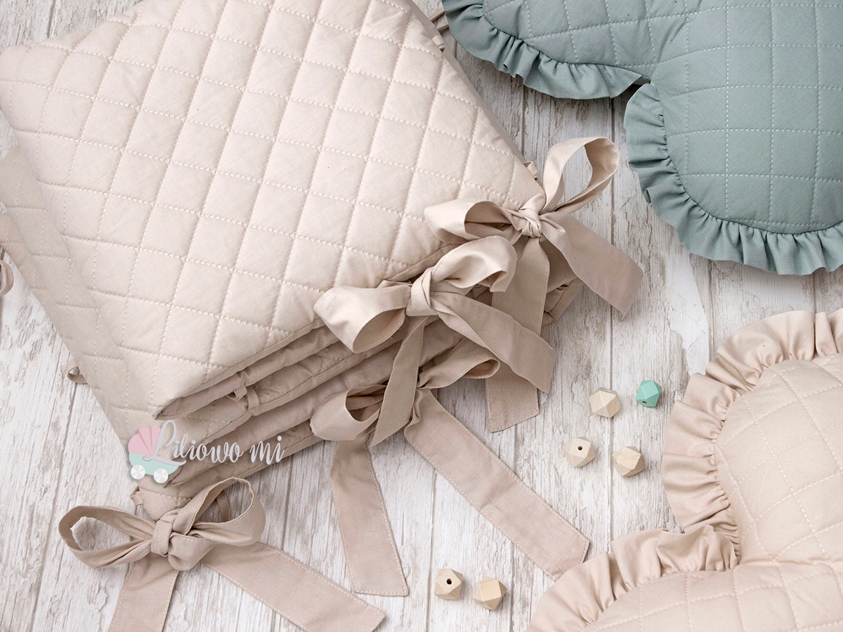 KOKON GNIAZDKO Pikowany z falbaną Wysoka jakość Bohater / Bajka brak