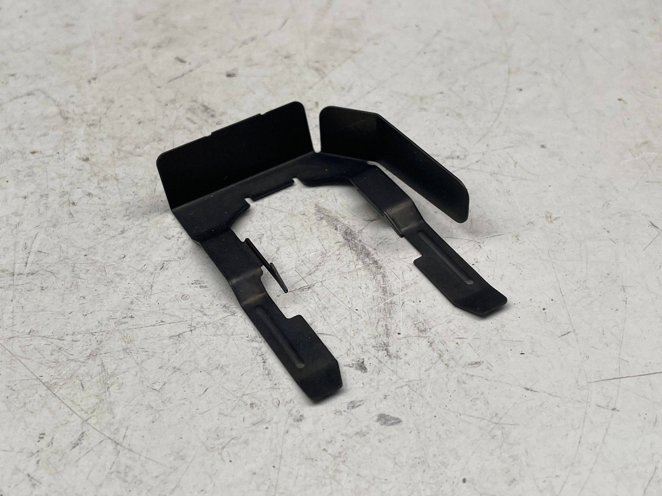 bracket holder NISSAN PRIMIERA 80590-2F000 original!