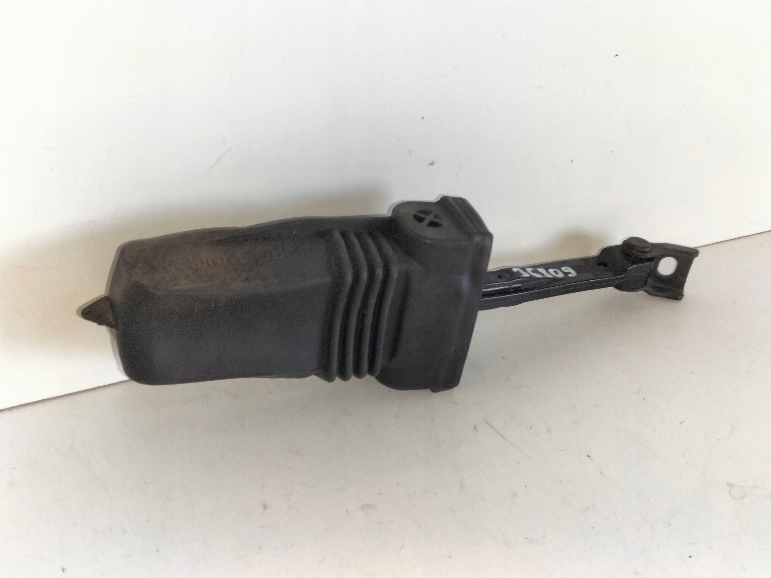 limiter door rear part left right AUDI A3 8V 12