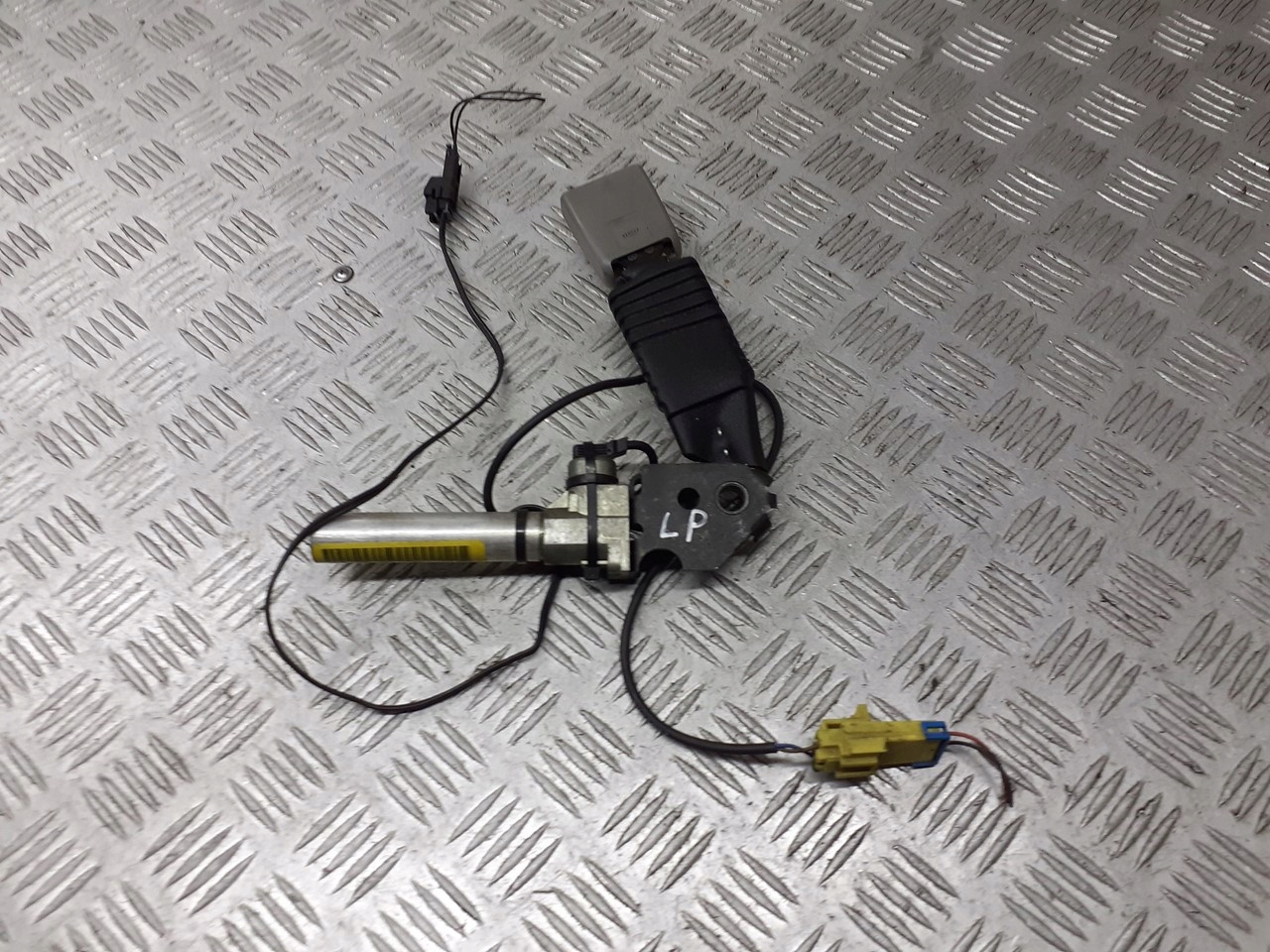 10406444 - НАТЯГУВАЧ РЕМЕНЯ ЛІВИЙ ПЕРЕДНІЙ PONTIAC TRANS SPORT