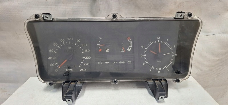budíky FORD SIERRA 87BB10841CA