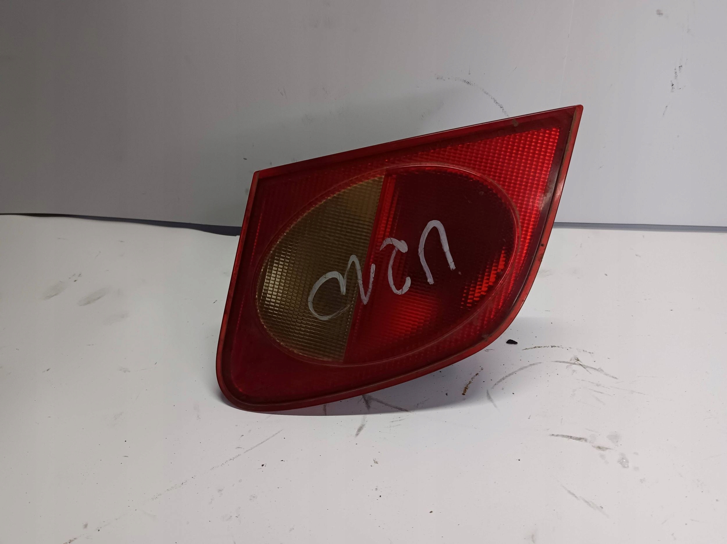 light rear left w klapie Mercedes-Benz E W210 A2108200964