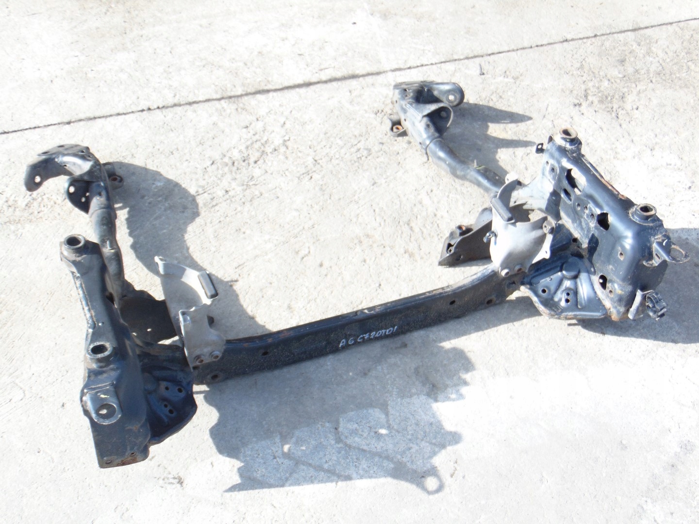 axle beam axle beam subframe AUDI A6 C7 2.0 TDI 4H0399135