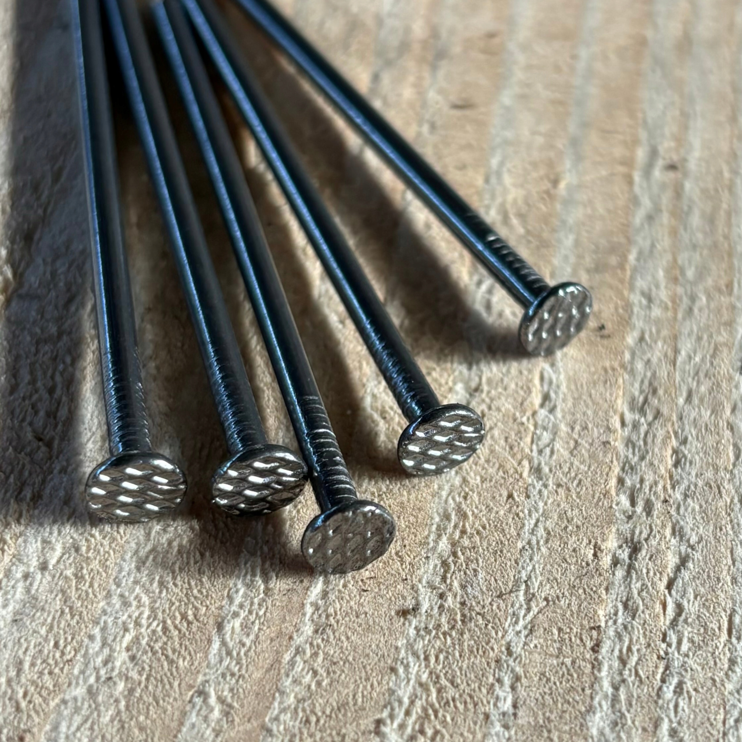 GWOŹDZIE BUDOWLANE 60mm 2.5x60 5kg czarne gładkie Średnica 2.5 mm