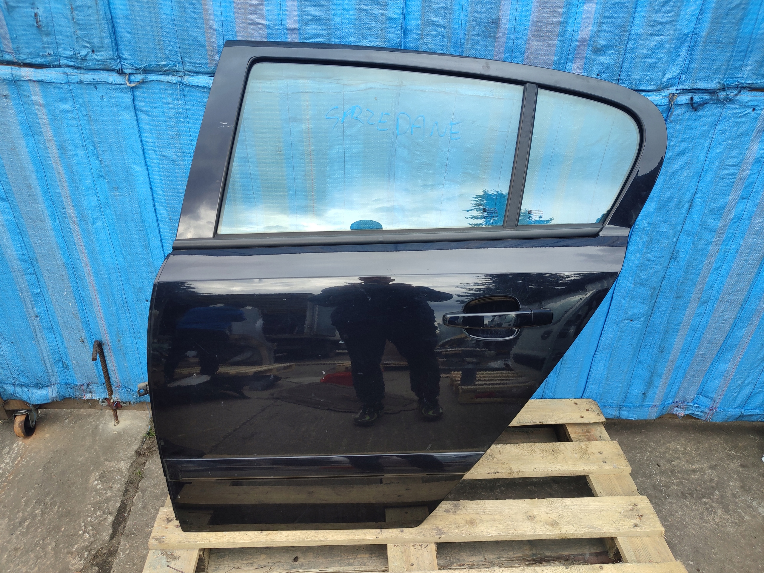 door left rear part left rear. Opel Astra H HB Z20R