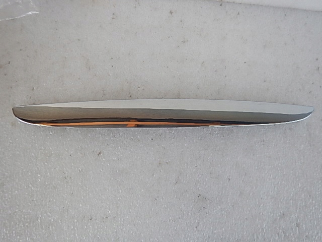 9150274 - BMW 3 E90 E91 ліва хромована накладка капота 7117241