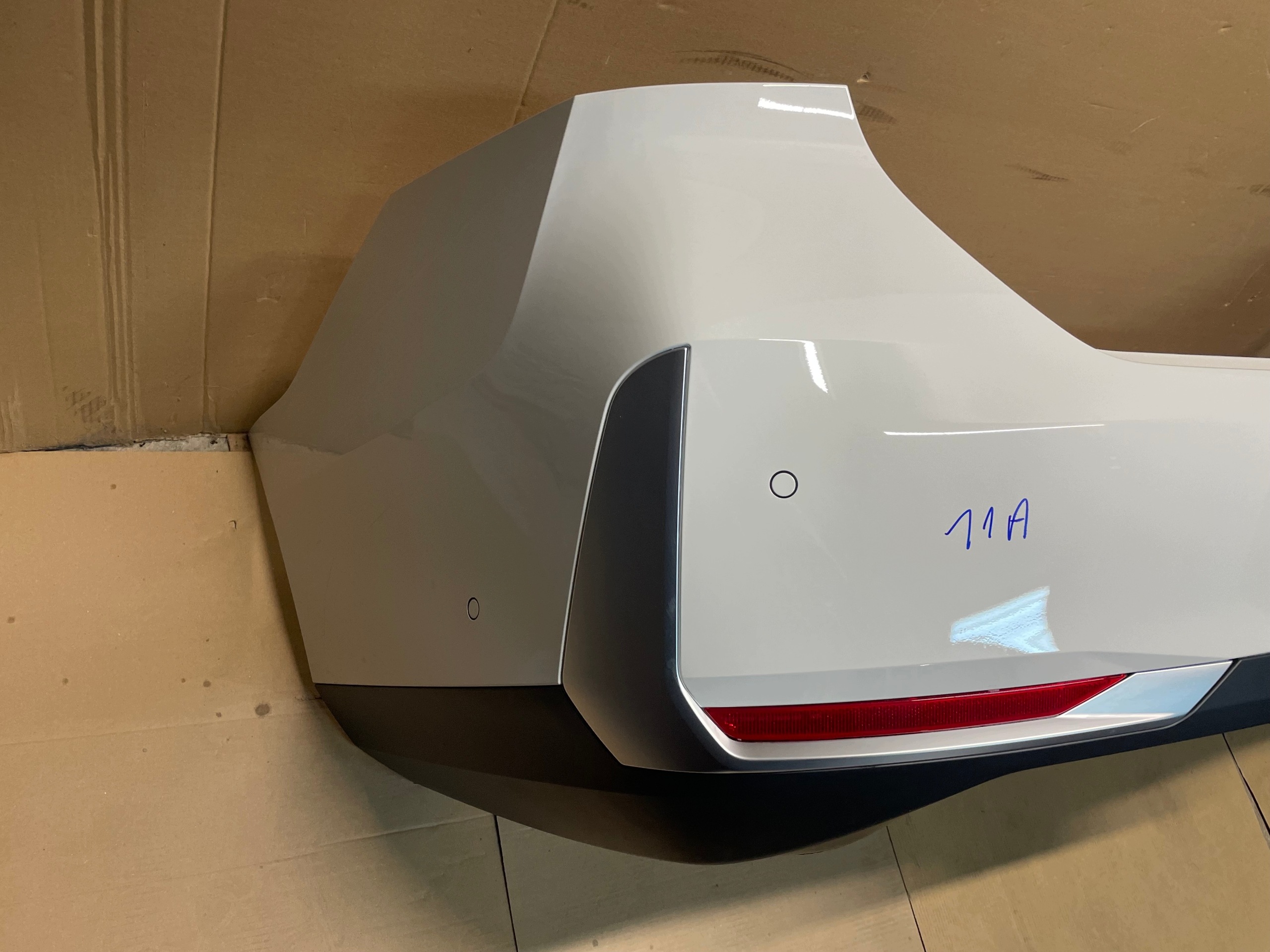 bumper rear part 6X PDC complete BMW 5 G60 colour A300