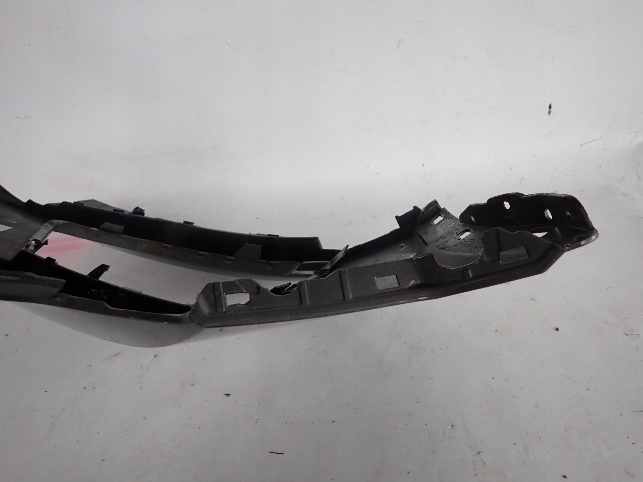 AUDI Q3 II 83A bumper front front corner left PDC