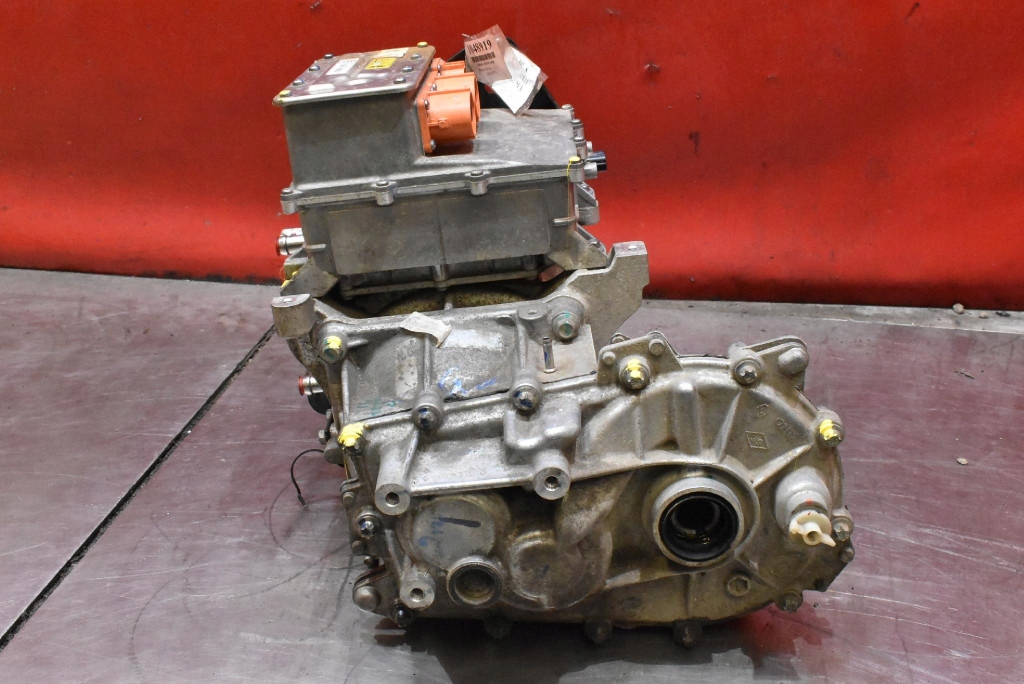 engine electrical gearbox 4DB401 290K28780R DACIA SPRING 45 KM 26.8 kWh