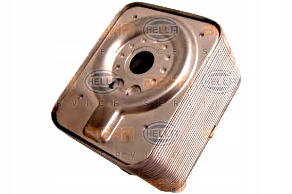 HELLA CHŁODNICA OLEJU AUDI A3 2.0 TDI (8P1)