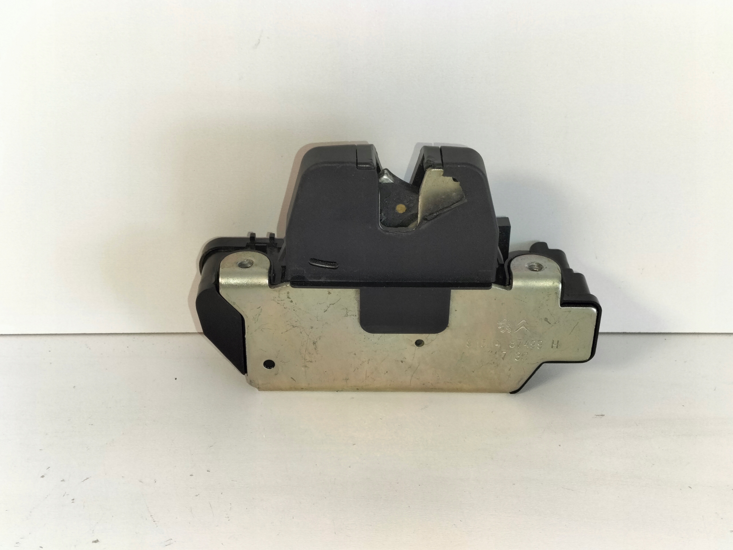 lock boot bonnet rear part CITROEN C-ELYSEE 12- PEUGEOT 301 13