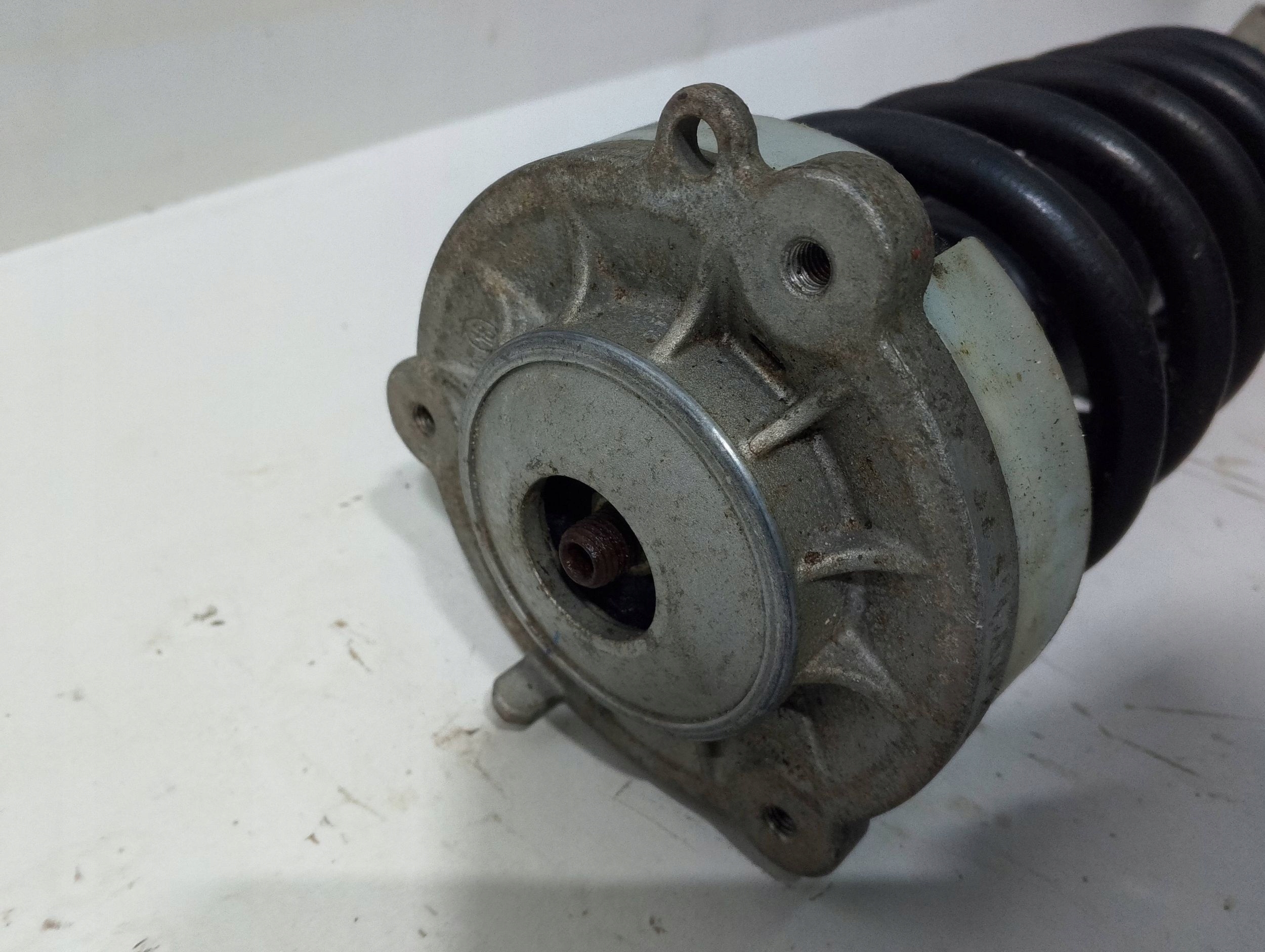 Audi Q5 80A shock absorber front right 4M0413037N (F338)