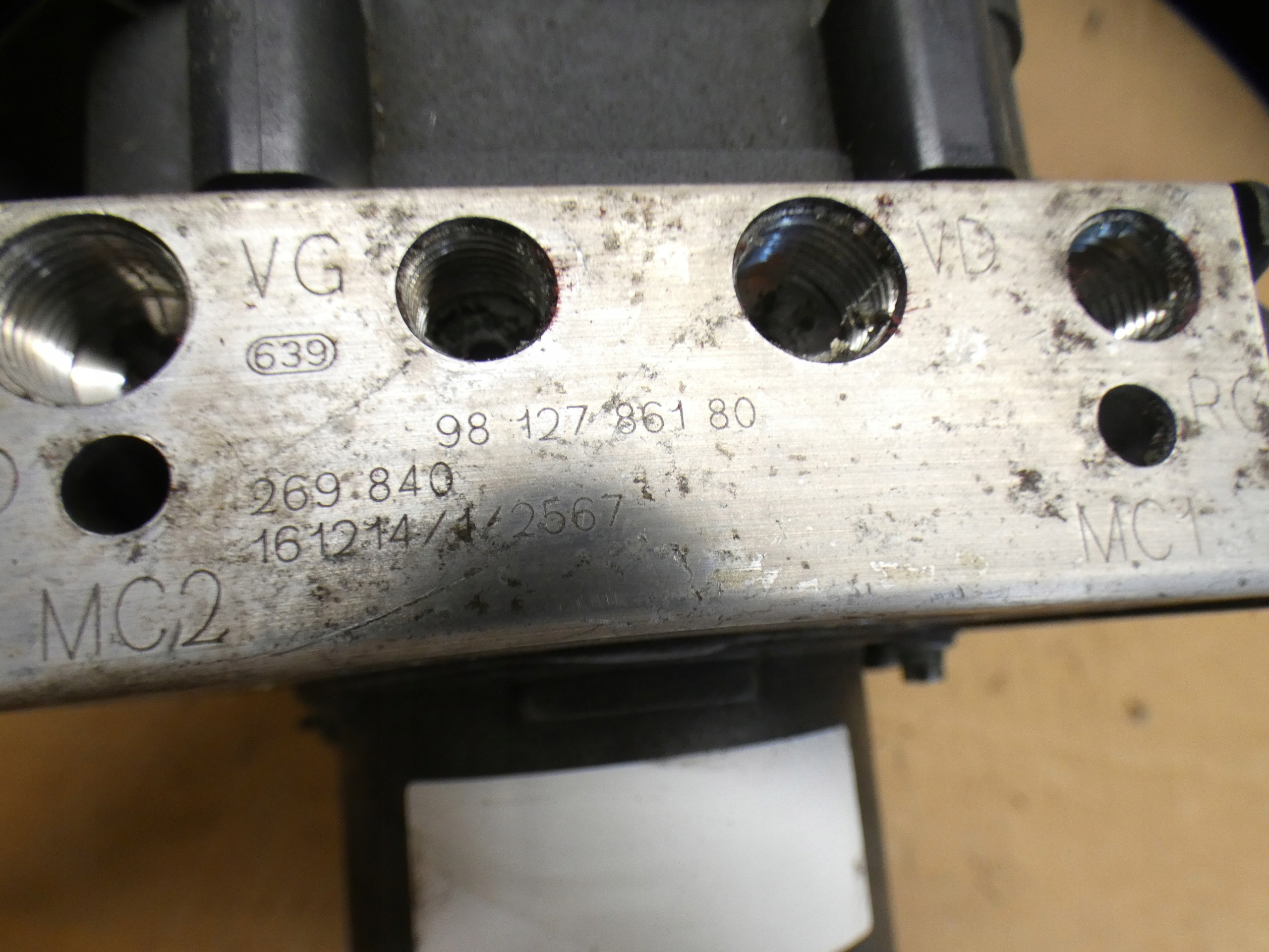 PEUGEOT 5008 II pompa ABS 9812786180