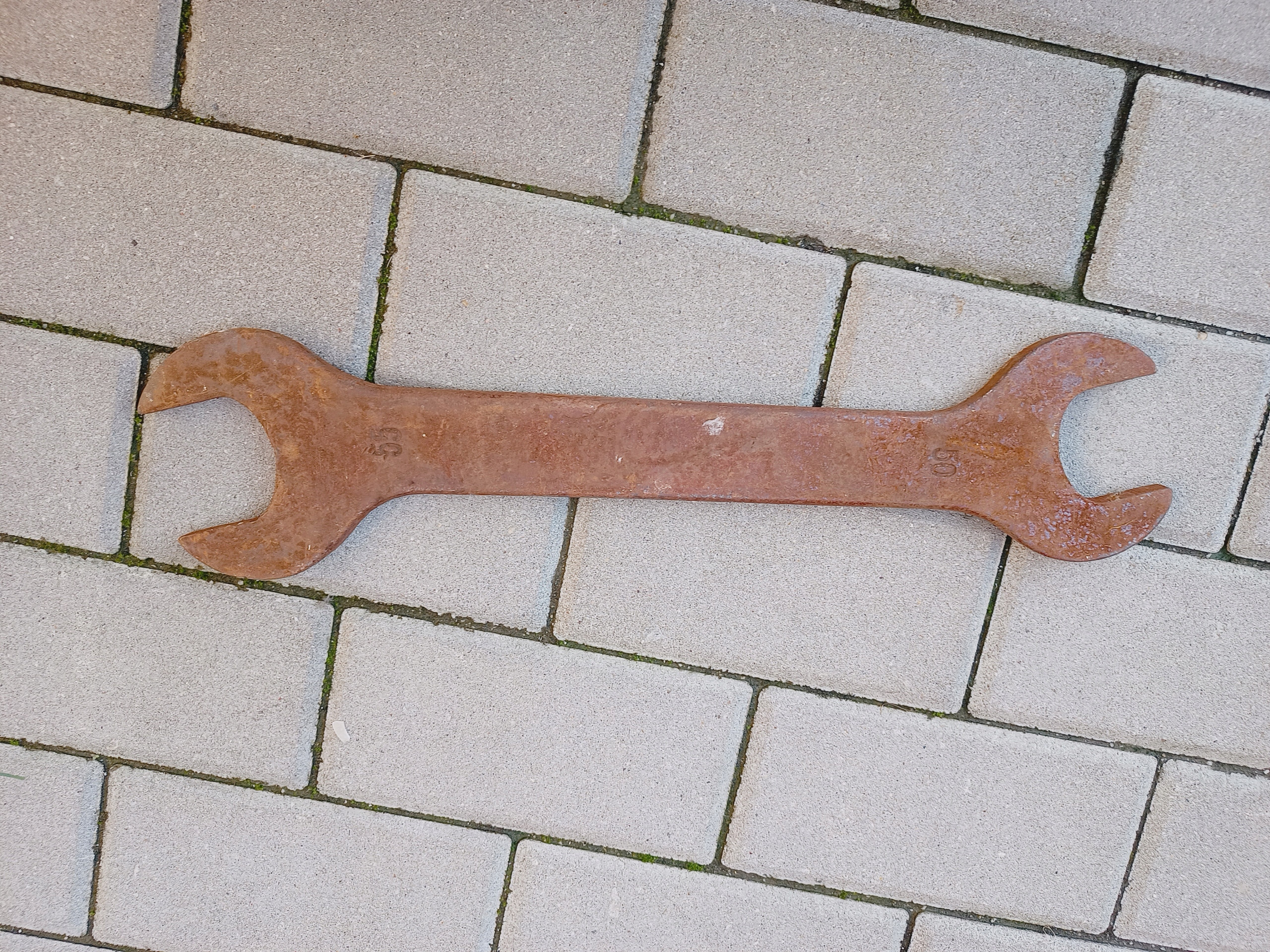 DUŻY PŁASKI KLUCZ 50 - 55 SOLIDNY Z PRL DŁUGI 45cm