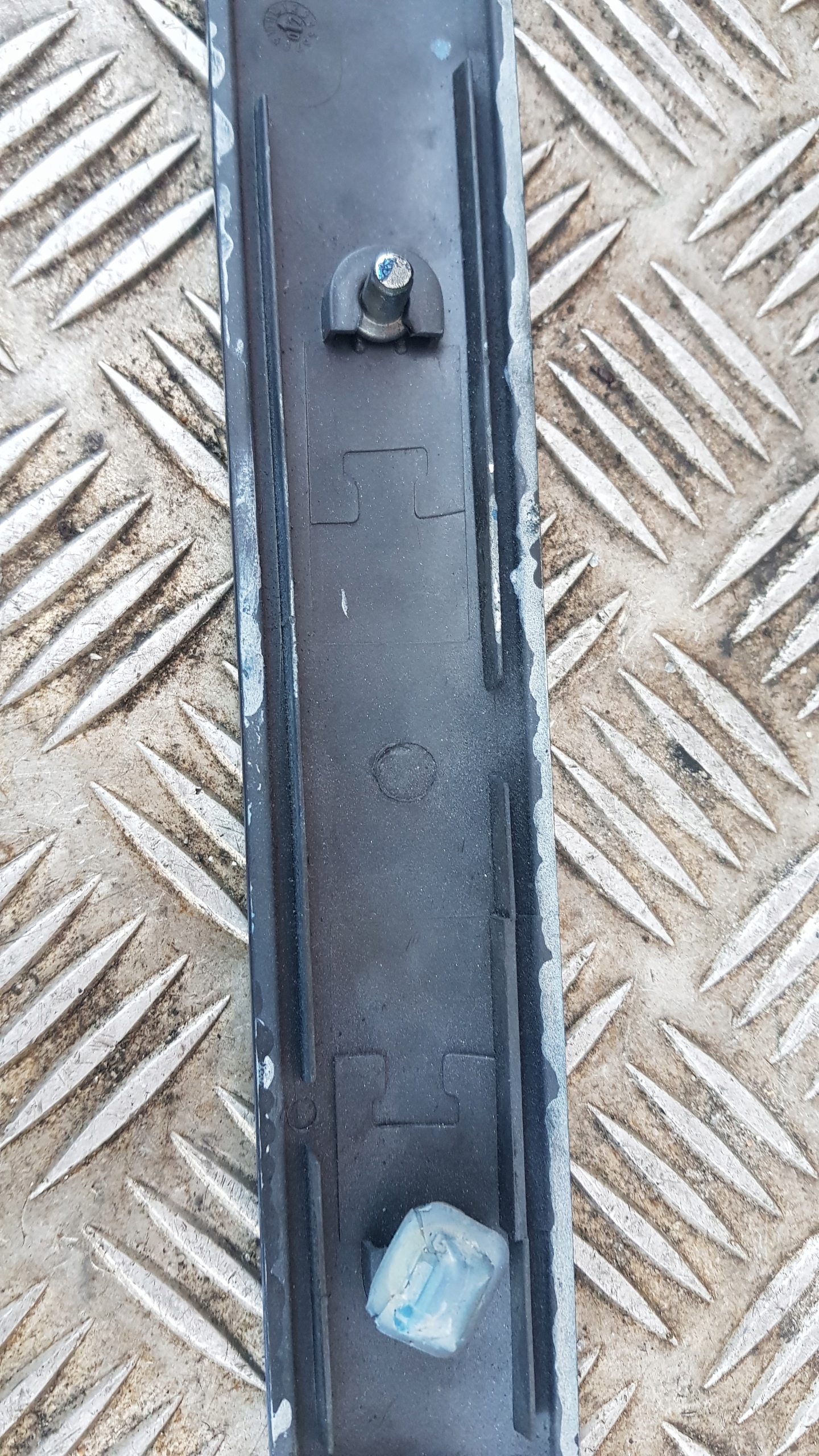 BMW E46 moulding DEKOR door left right front LIFT