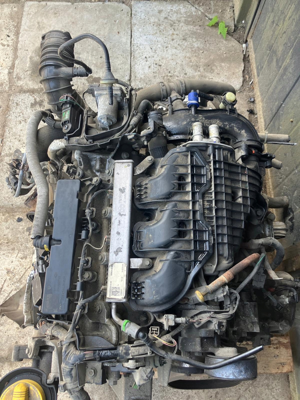 engine RENAULT TWINGO III 0.9 TCE H4BC401 KOMPLET