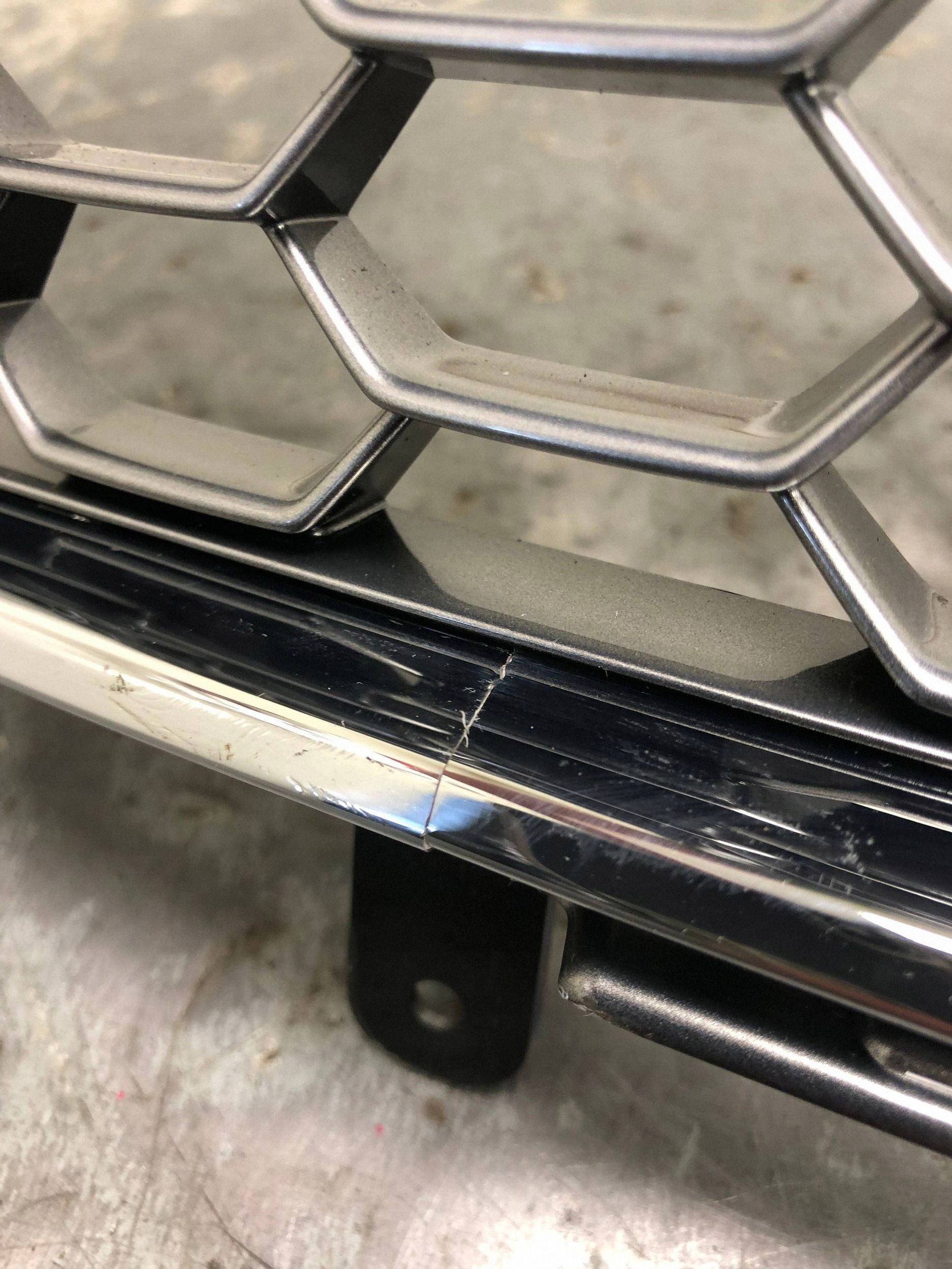 Grill Grill CHROM AUDI R8 4S0853653D