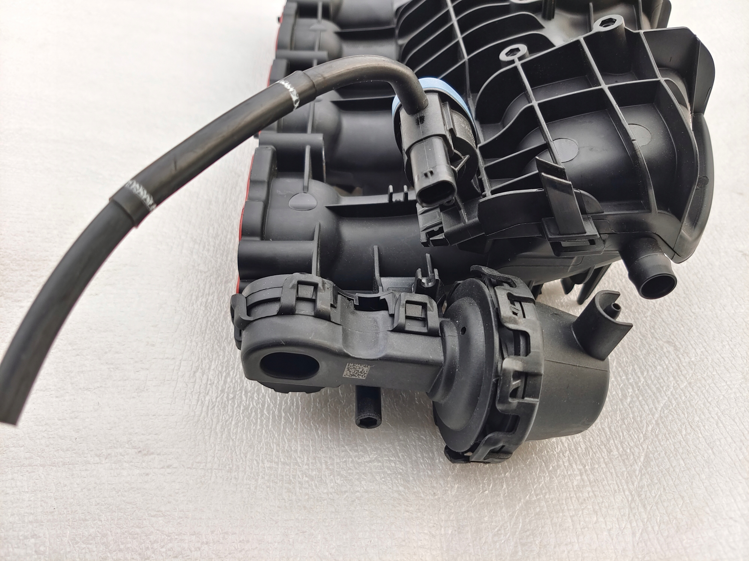 vw Audi A3 Q2 Q3 Q5 коллектор впускной 06L133201FR