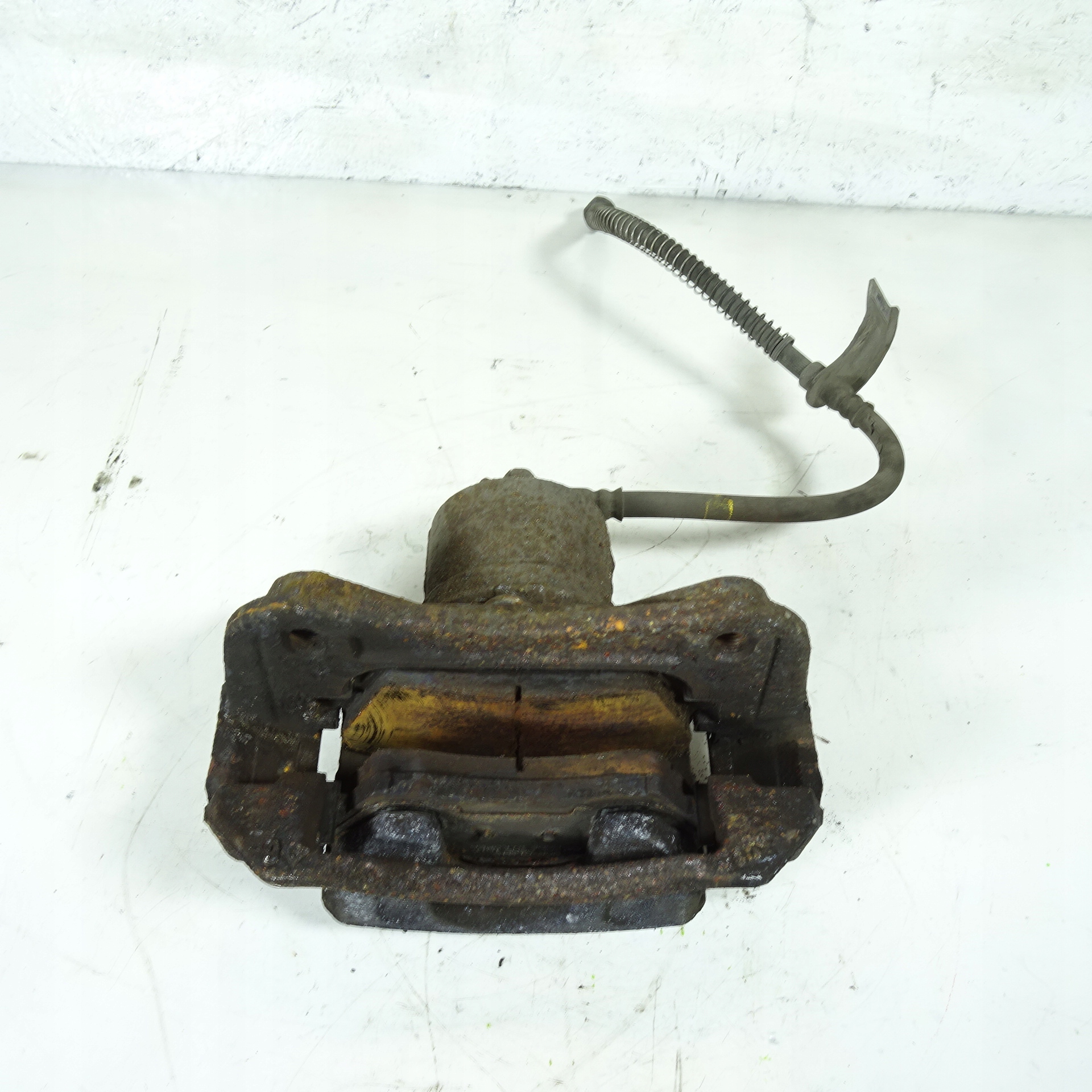 KIA CEED II 1.6CRDI caliper brake front right