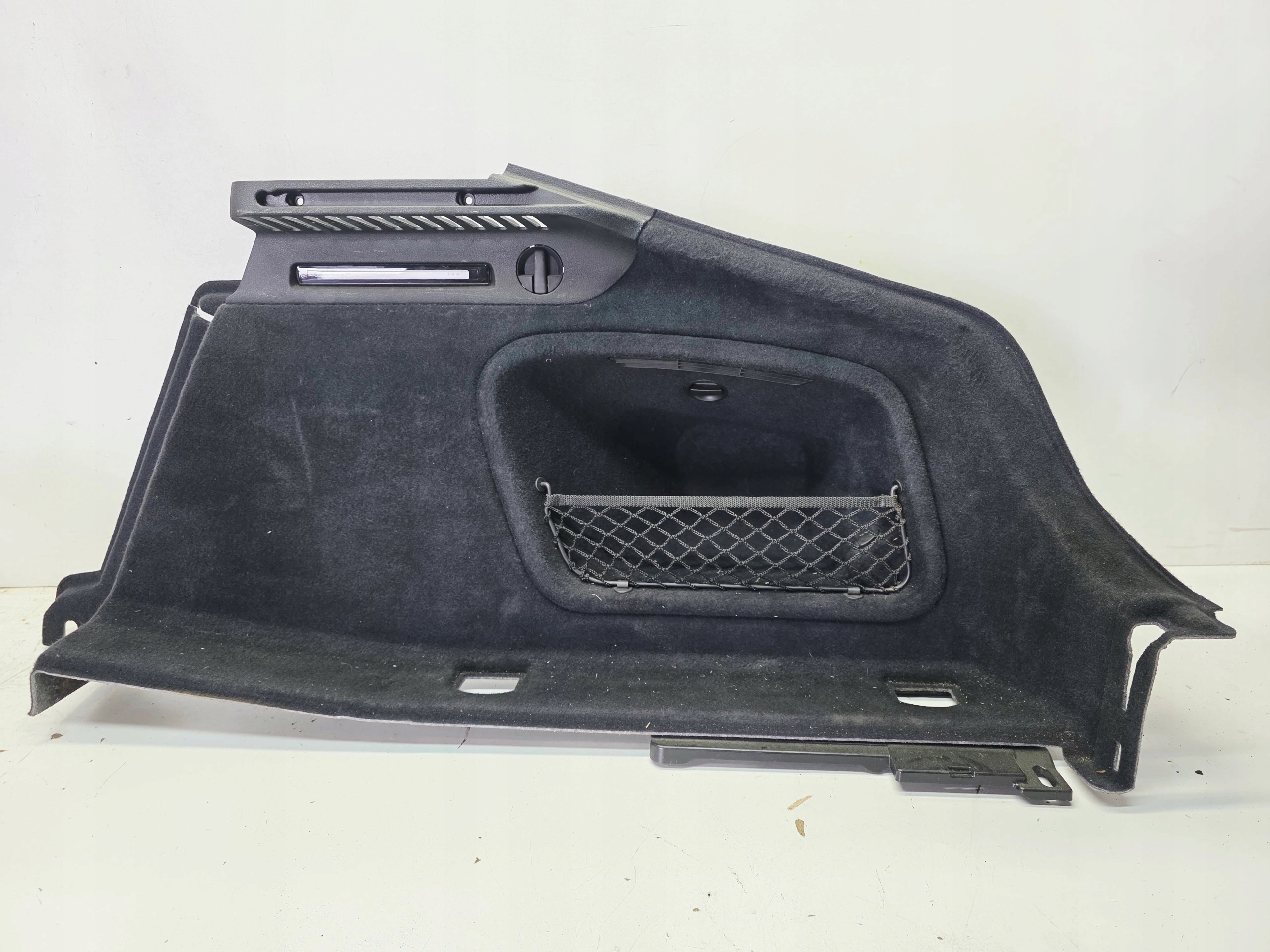 boot upholstery right rear part AUDI A5 8W SPORTBACK 8W8863880D KTH