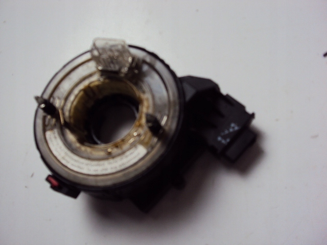 шлейф подушки безопасности vw PASSAT B6 2005-2010