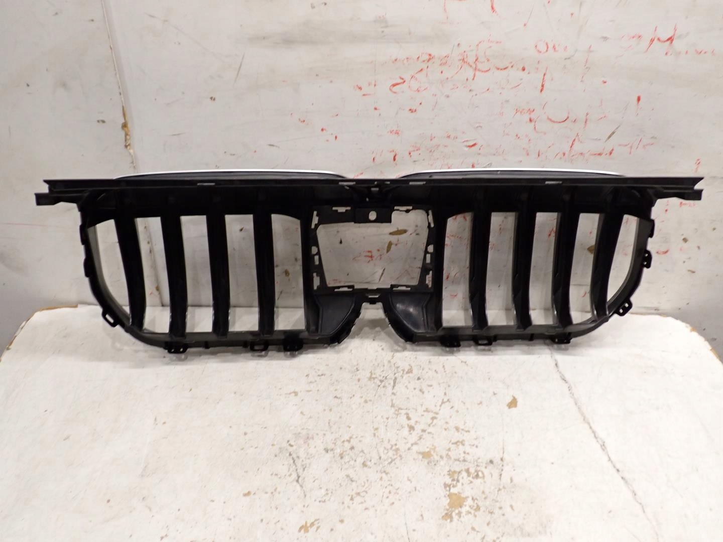 Grill BMW X1 U11 2022- 185178-11