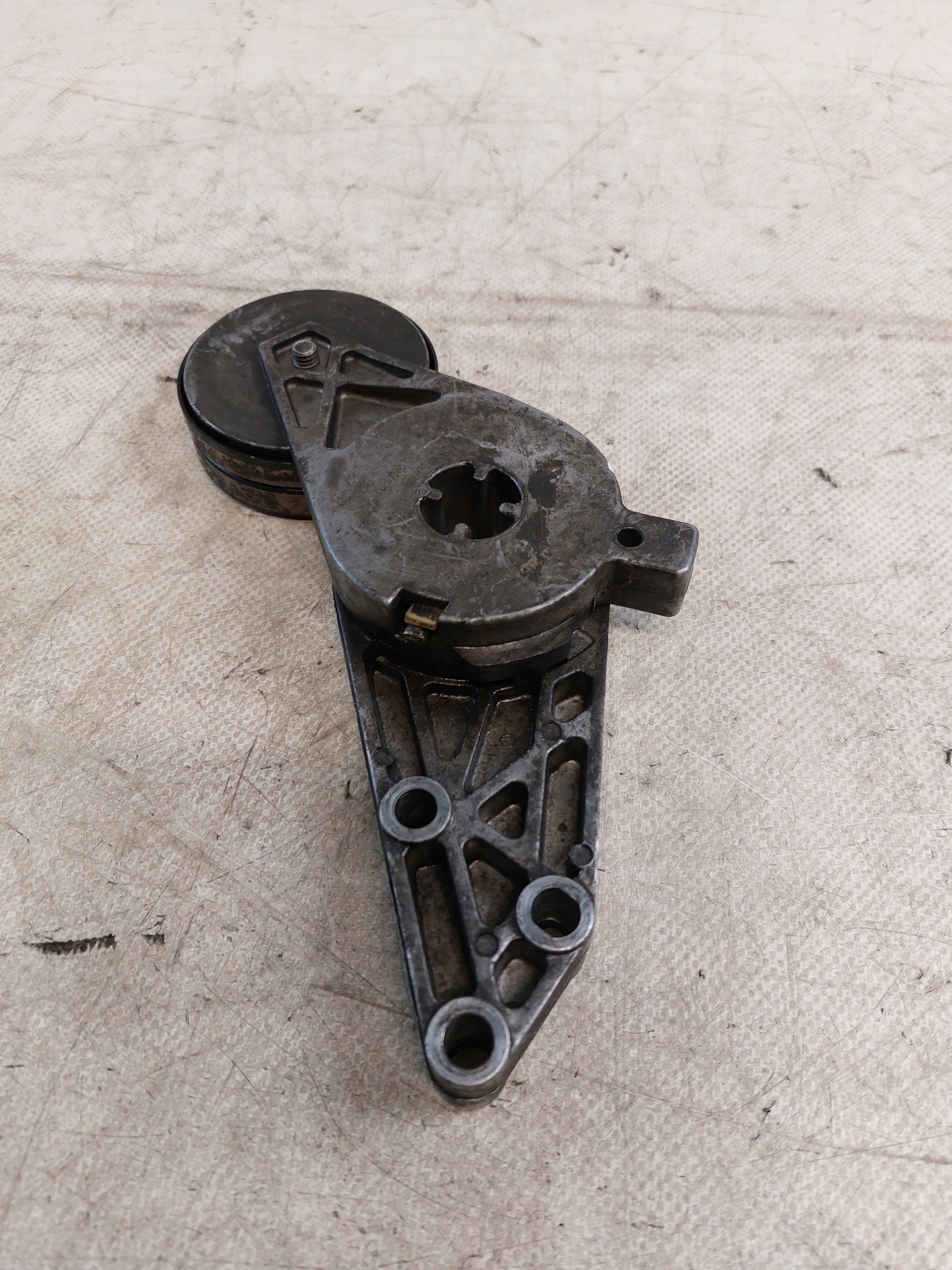 Spanner Riemenspanner Spannelement VW PASSAT B5 1.6