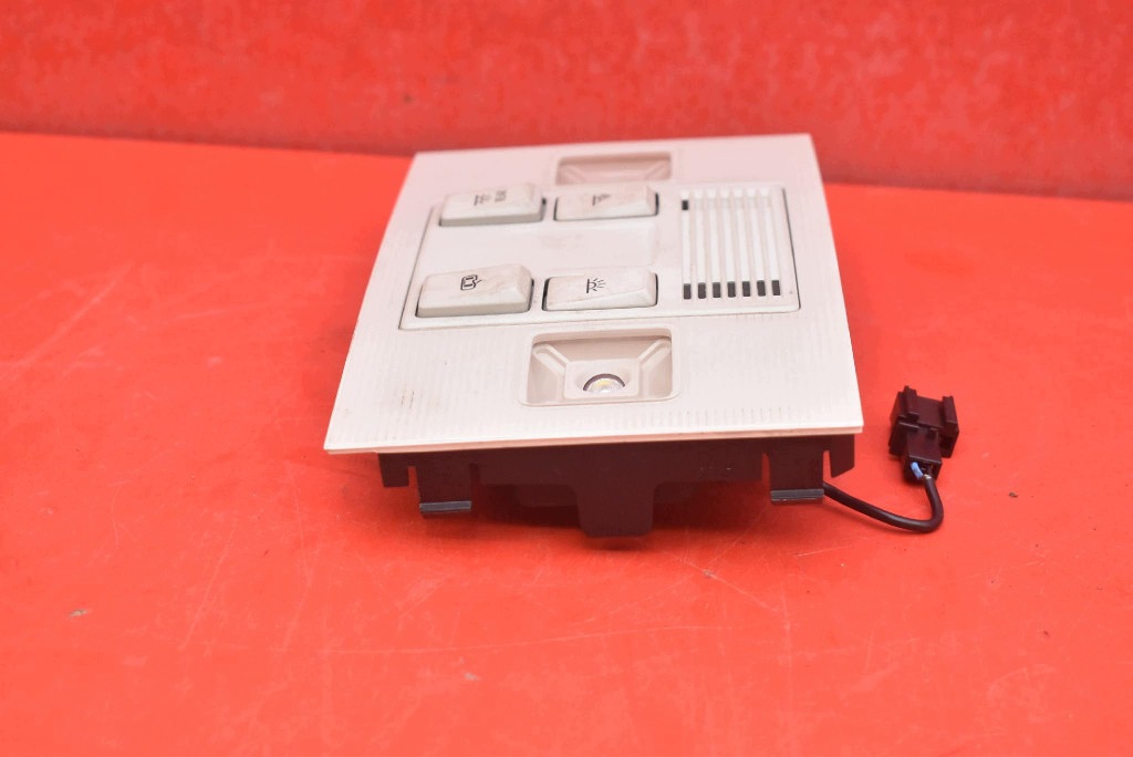 light lighting of the interior front 5G1947105Q VW PASSAT B8 14-22