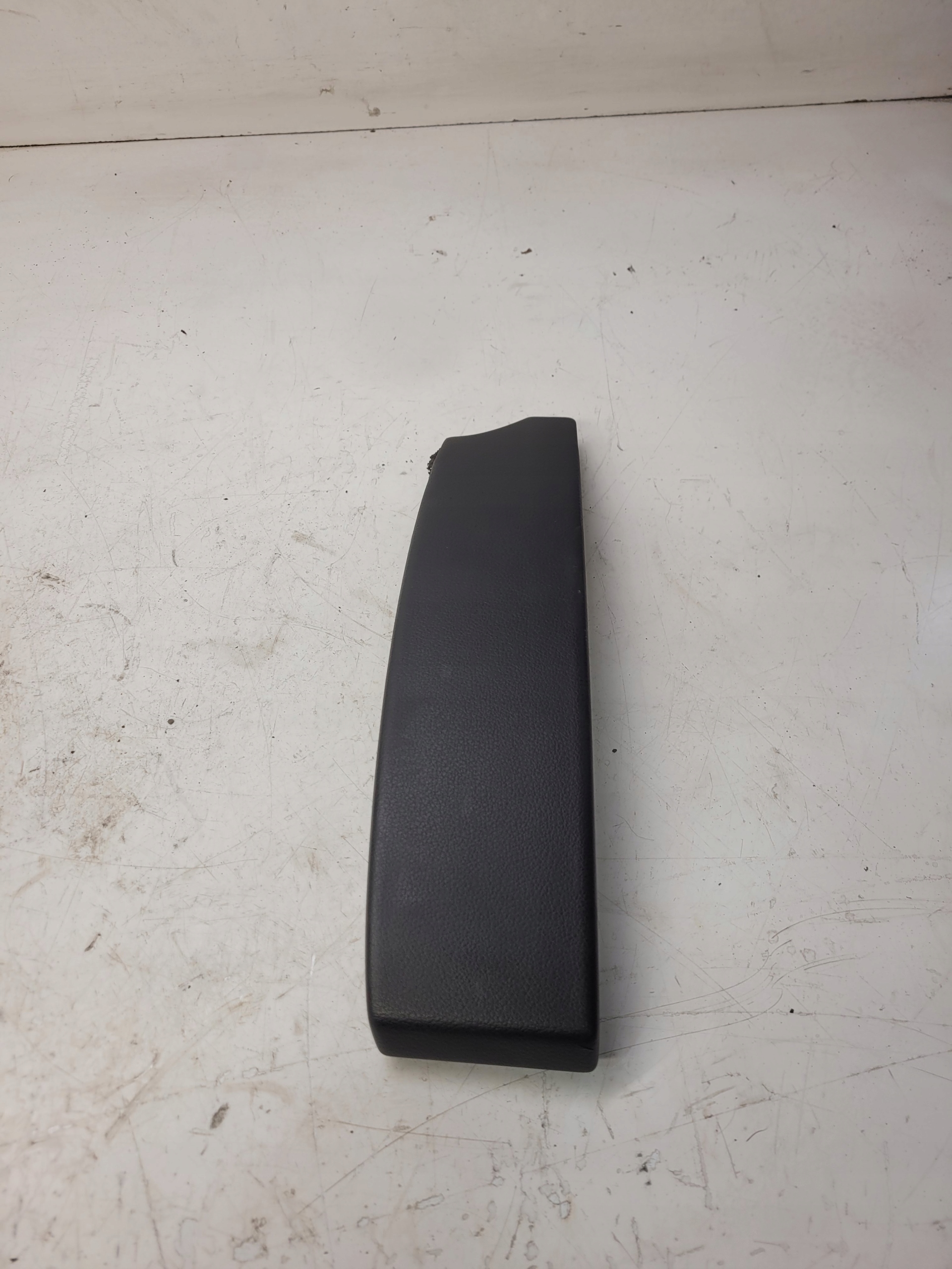 spoiler moulding passenger compartments AUDI A8 D4 4H1857996