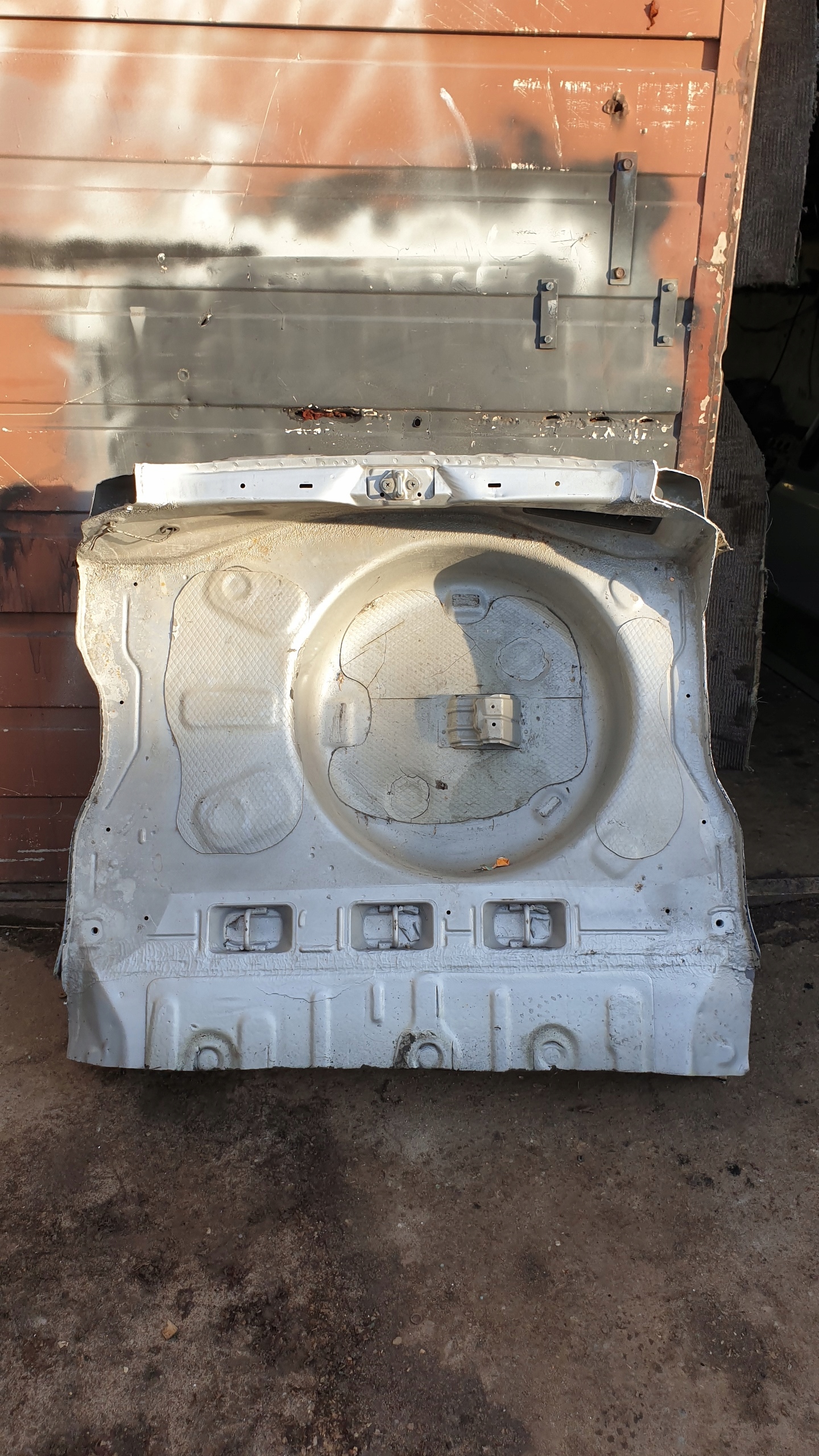 SUZUKI SWIFT MK6 ВАННА РЕМІНЬ ЗАДНІЙ ЗАДНІЙ ЧВЕРТЬ 5D