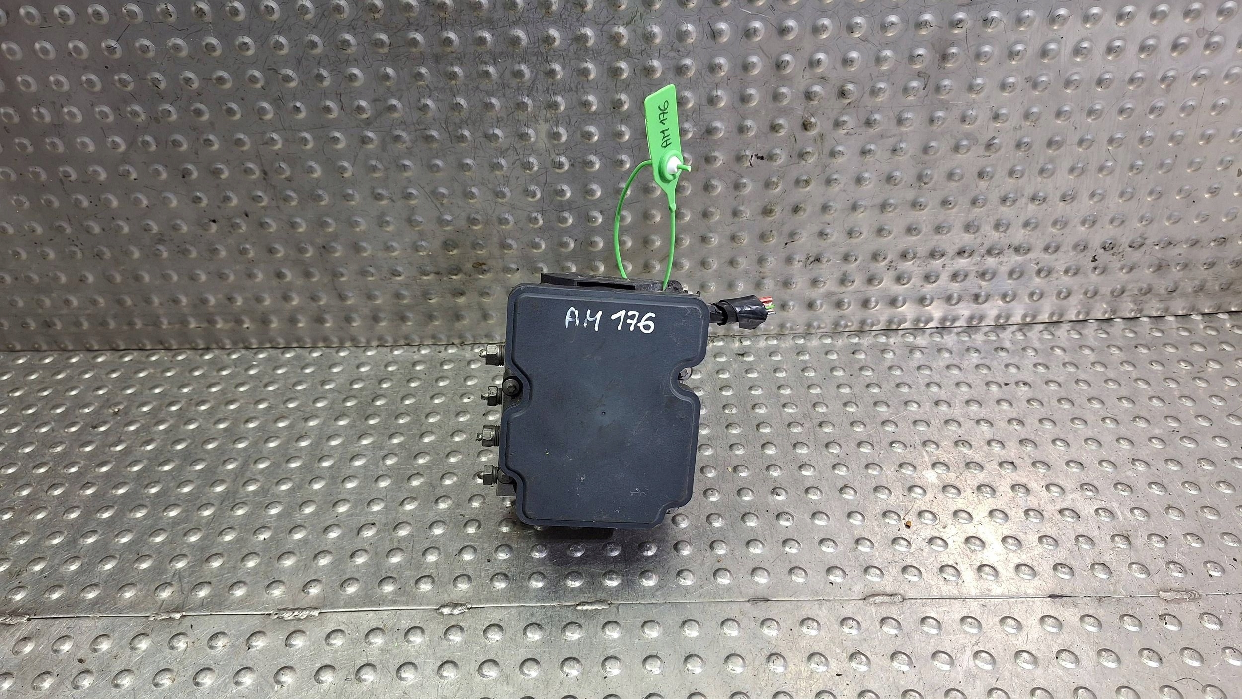pump control unit ABS A4539008610 476604926R SMART EQ FORTWO III 453
