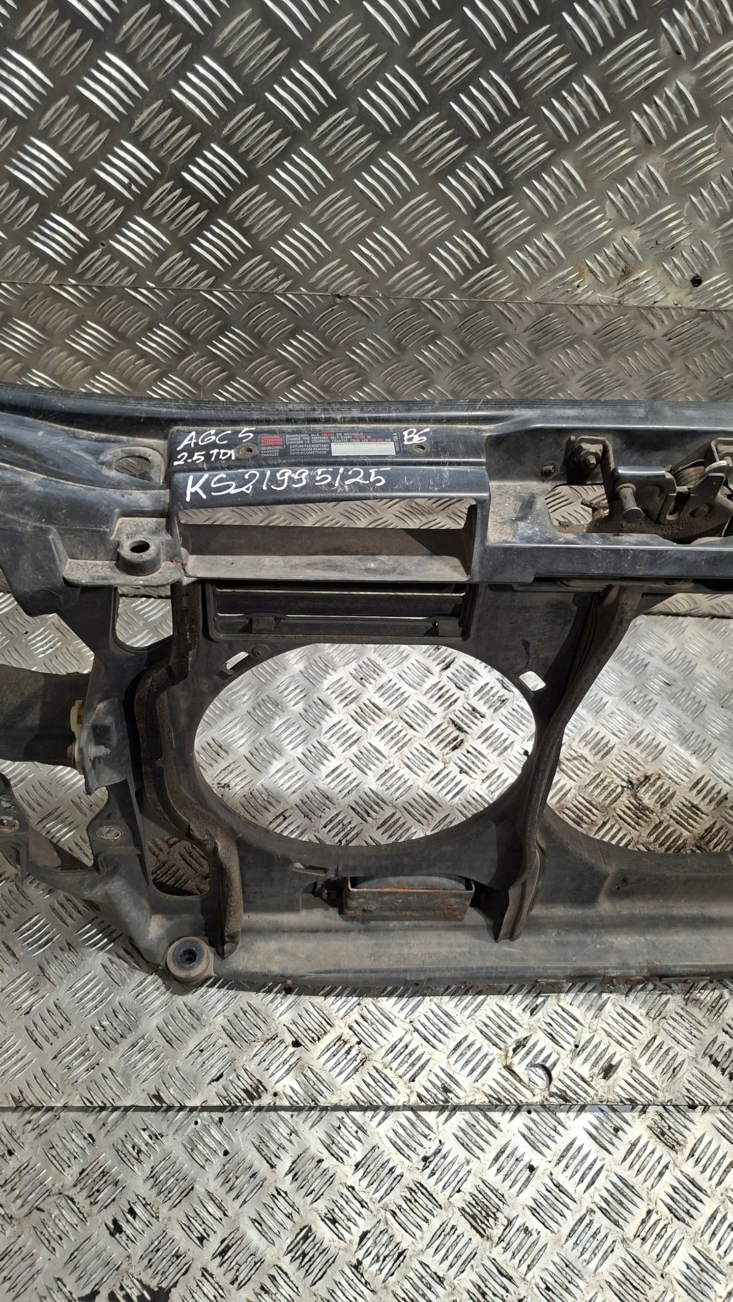 support panel for radiators pillar AUDI A6 C5 2.5TDI